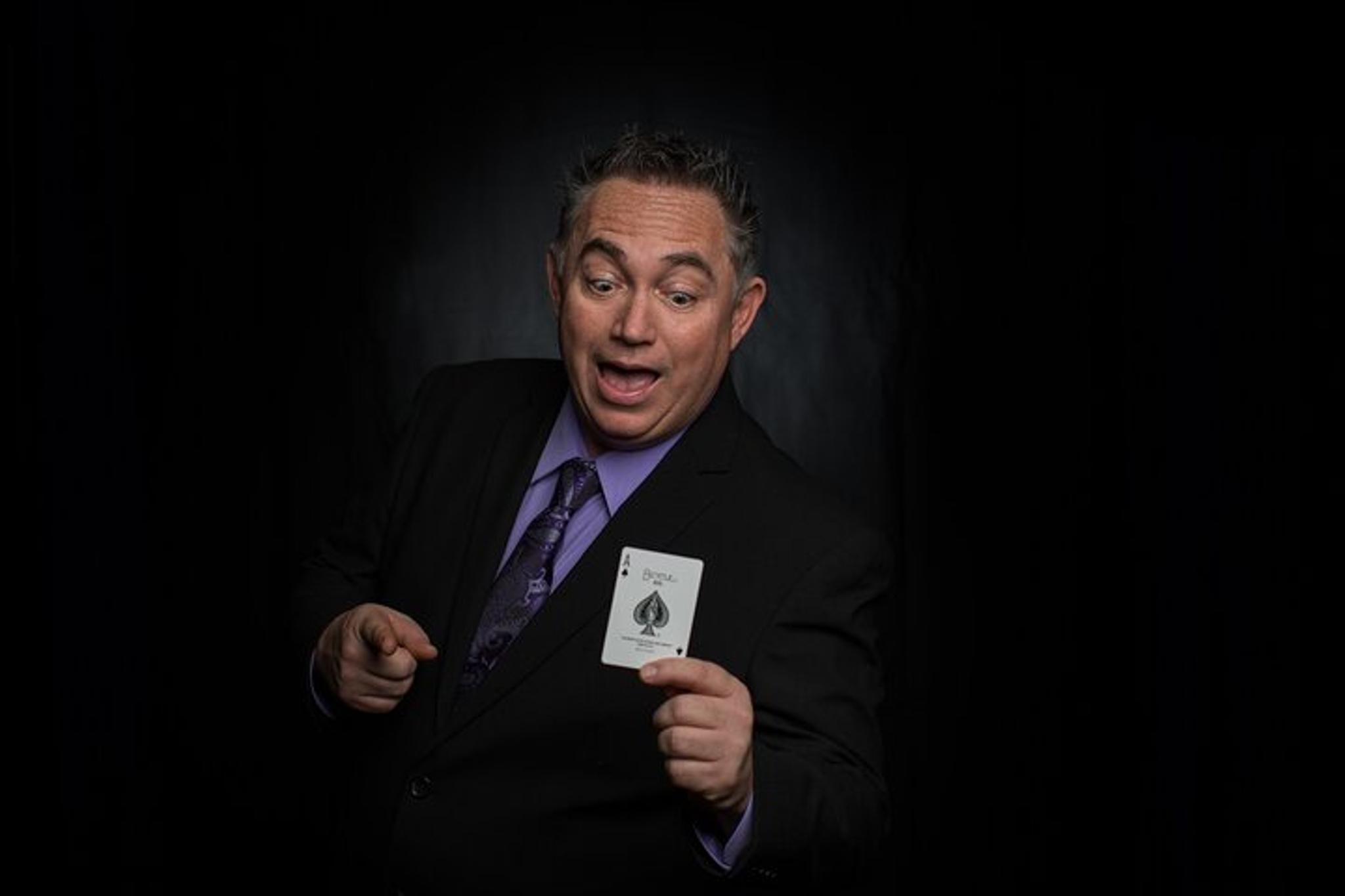 Magic & Comedy Show in Myrtle Beach 90 min - Image 2