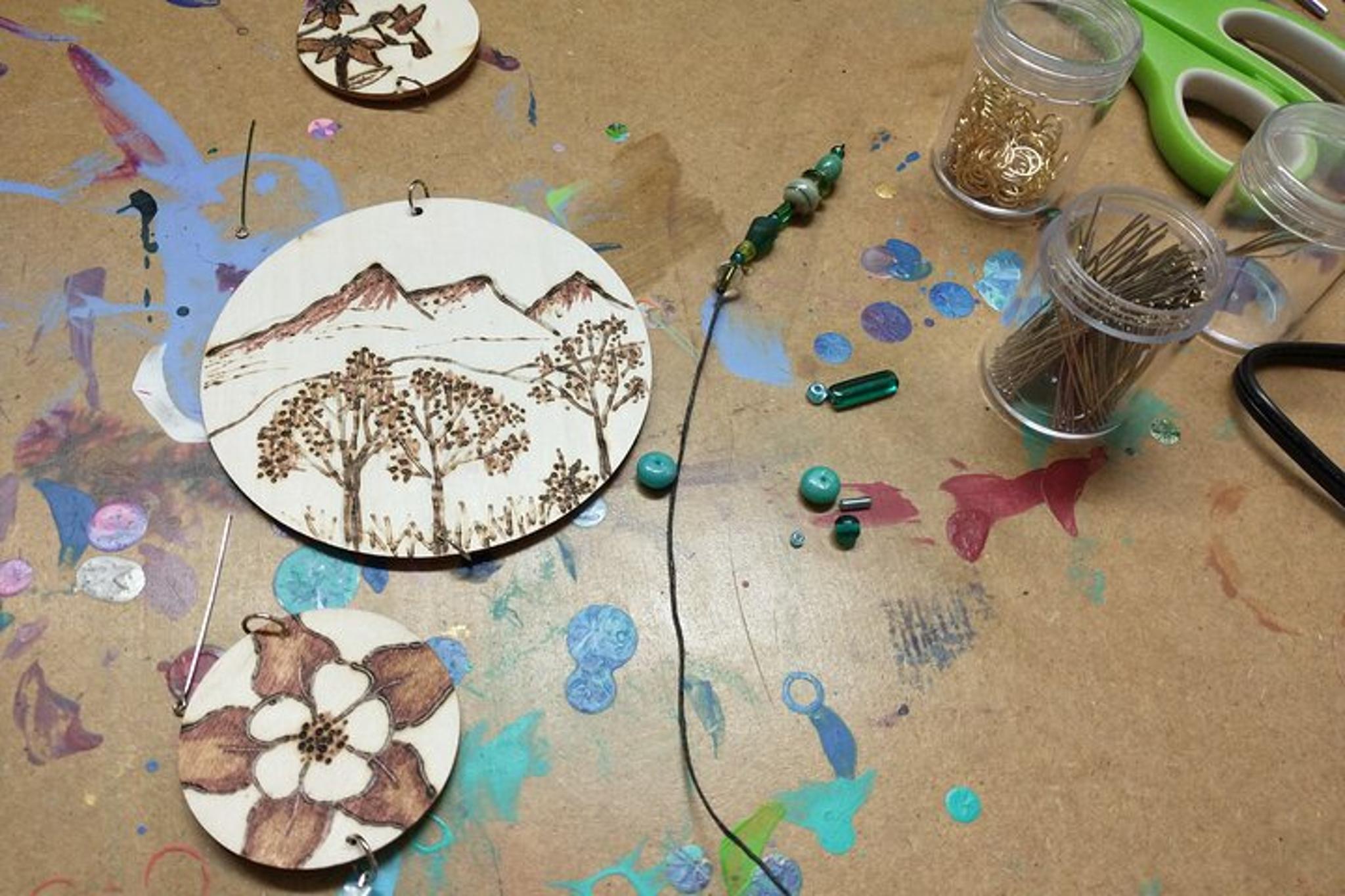 Estes Park Pyrography Wood Burning Class - Image 4