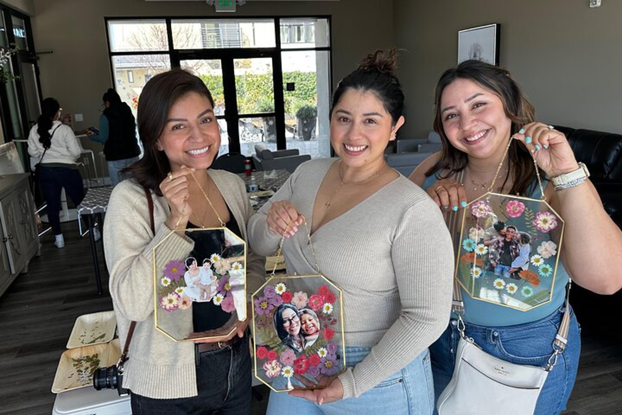 San Jose Pressed Flower Art Workshop 100 min - Image 5