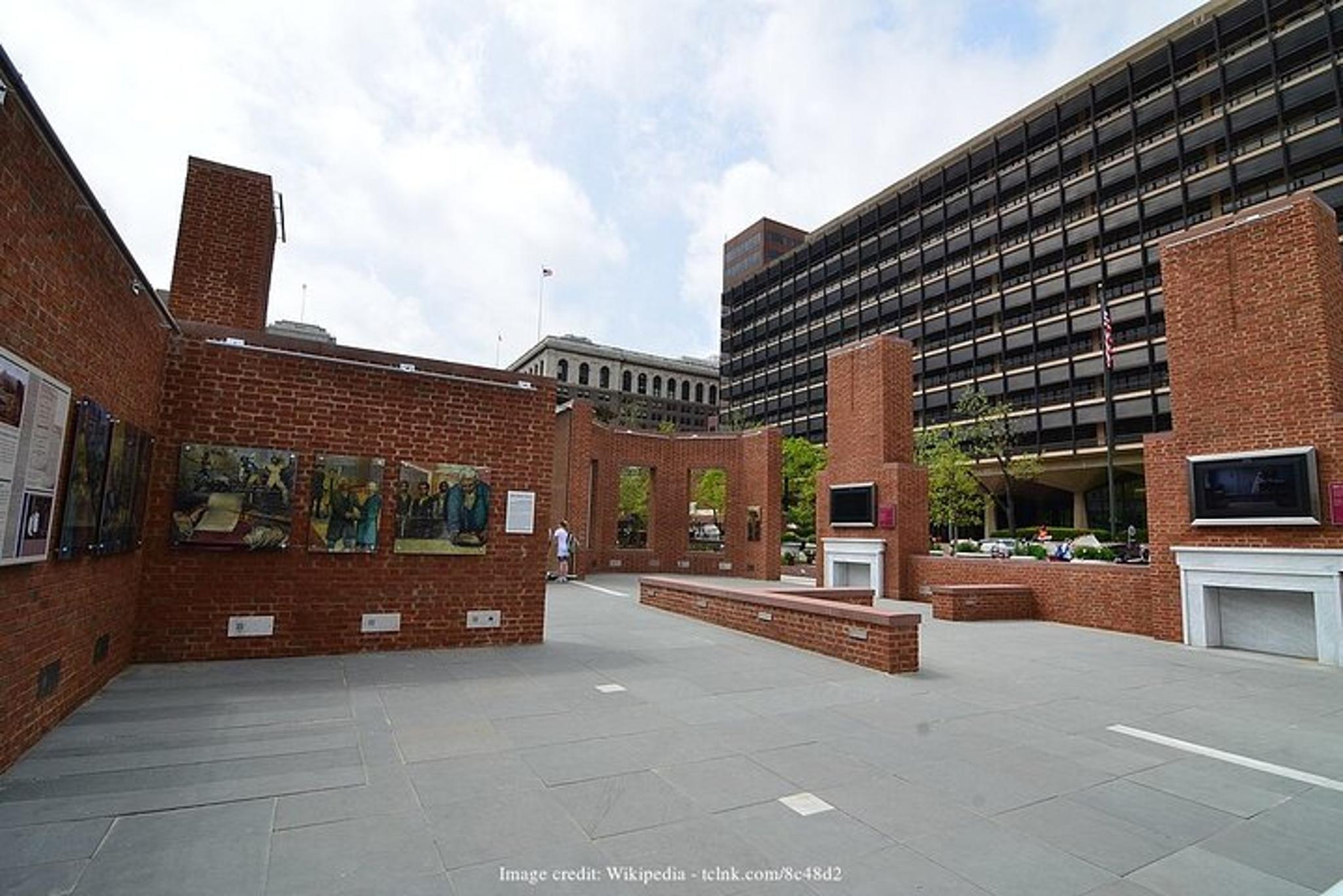 Philadelphia Founding Fathers Walking Tour 2 hr - Image 4