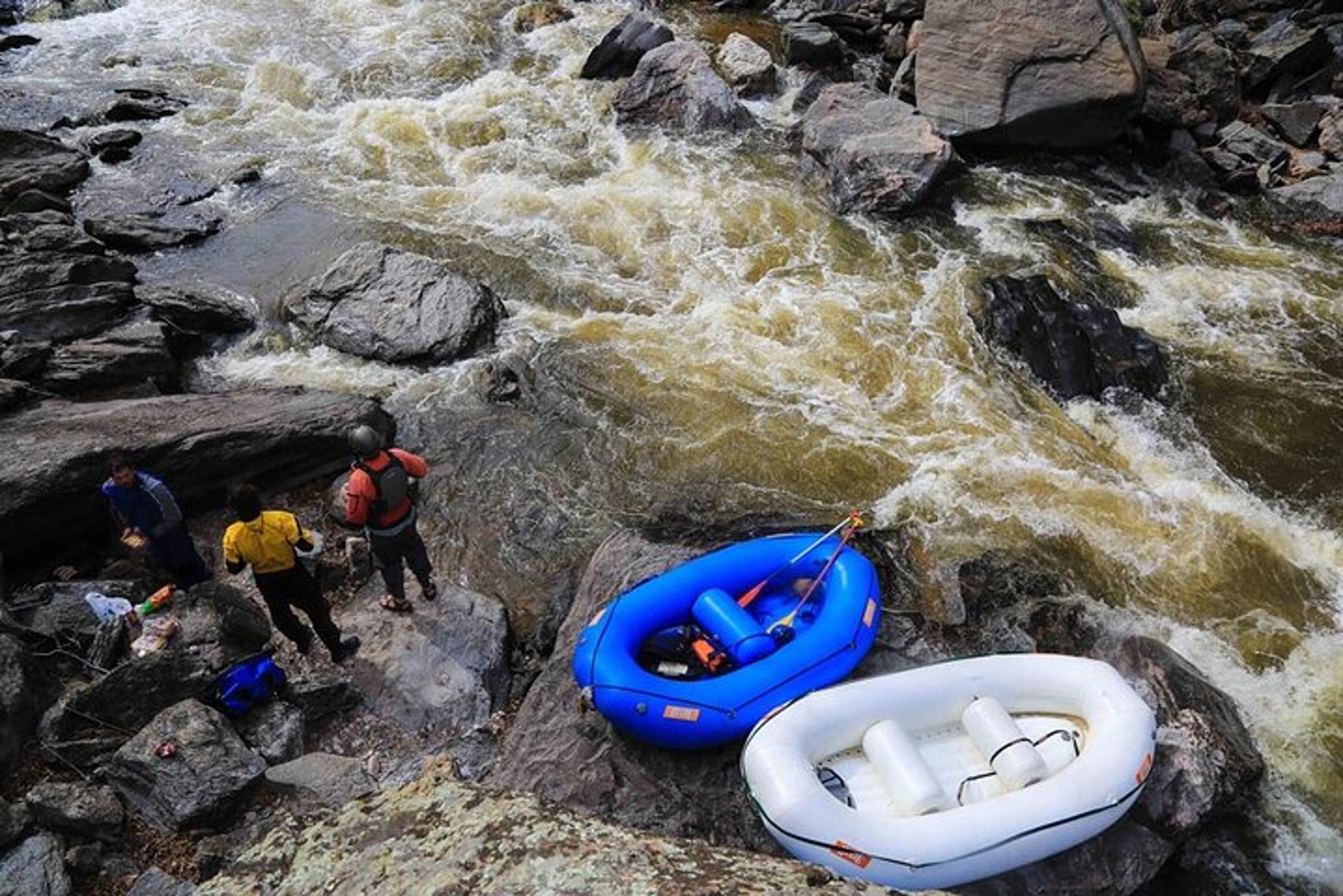 Mini Me Inflatable Raft Rental in Buena Vista