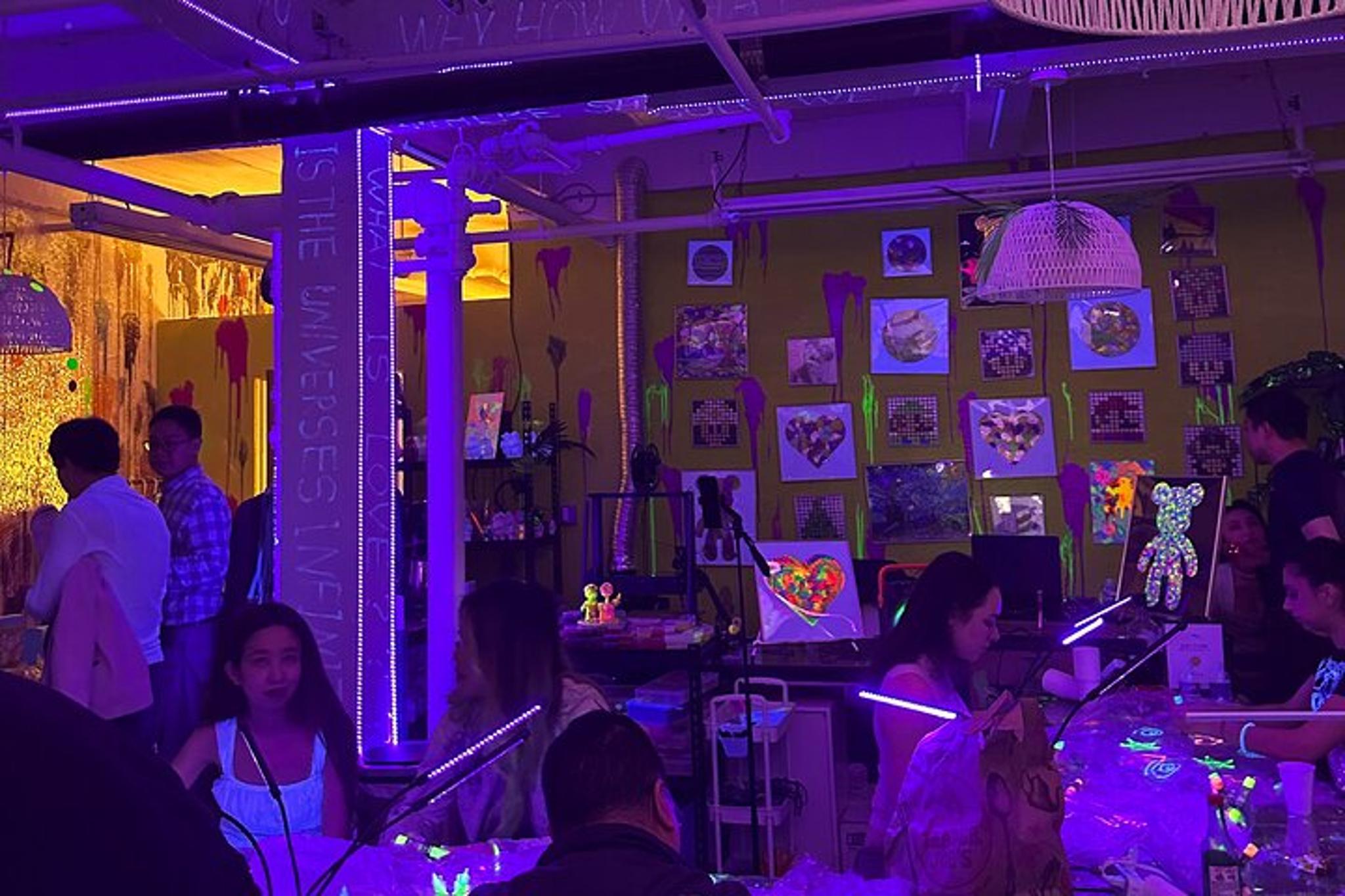 New York City Paint-in-the-Dark DJ Workshop - Image 3
