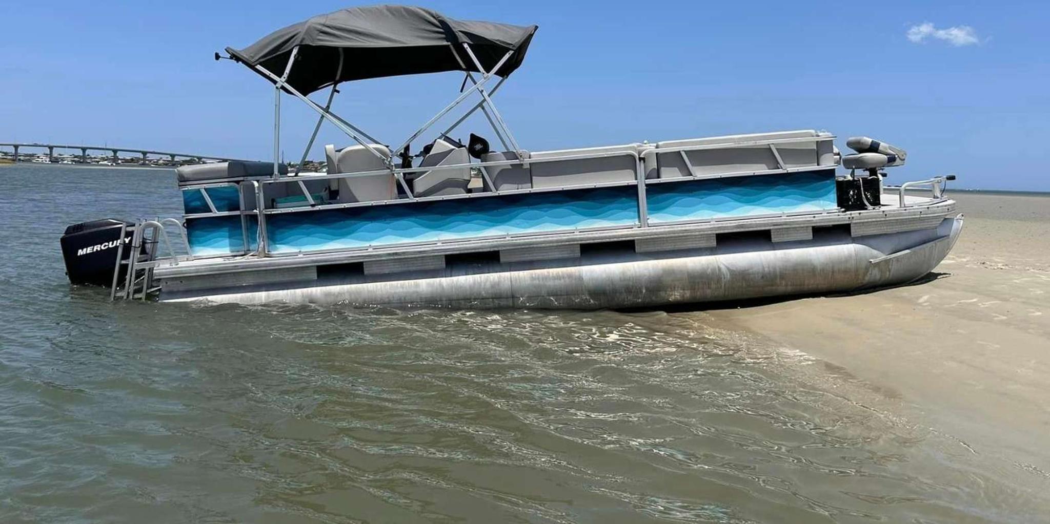 Jacksonville Private Pontoon Boat Cruise