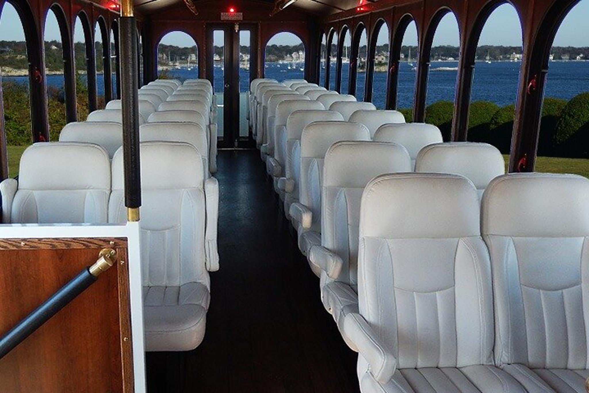 Newport Mansions Trolley Tour with Breakers Admission - Image 2