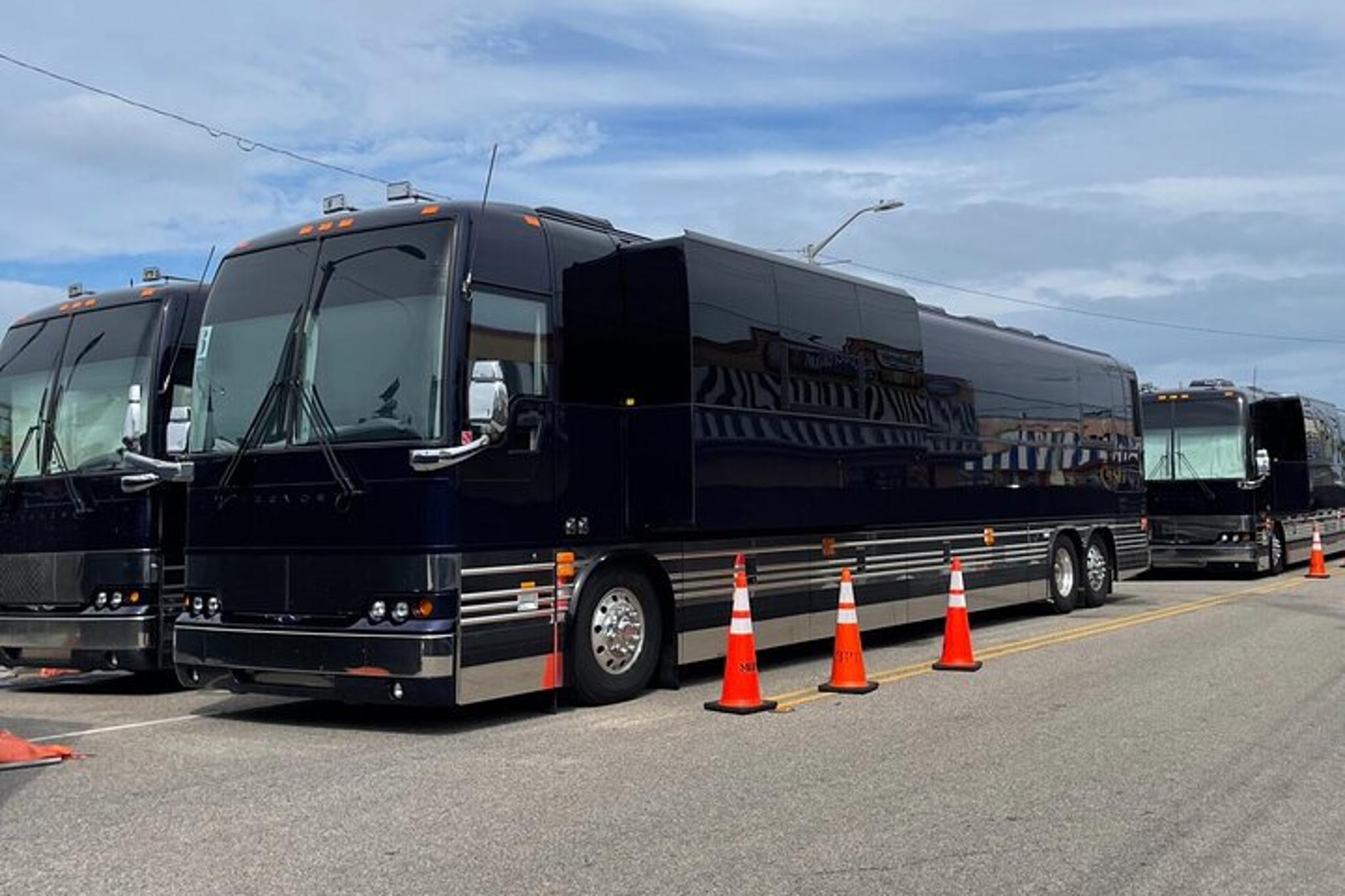 Las Vegas Tour Bus Experience - Image 1