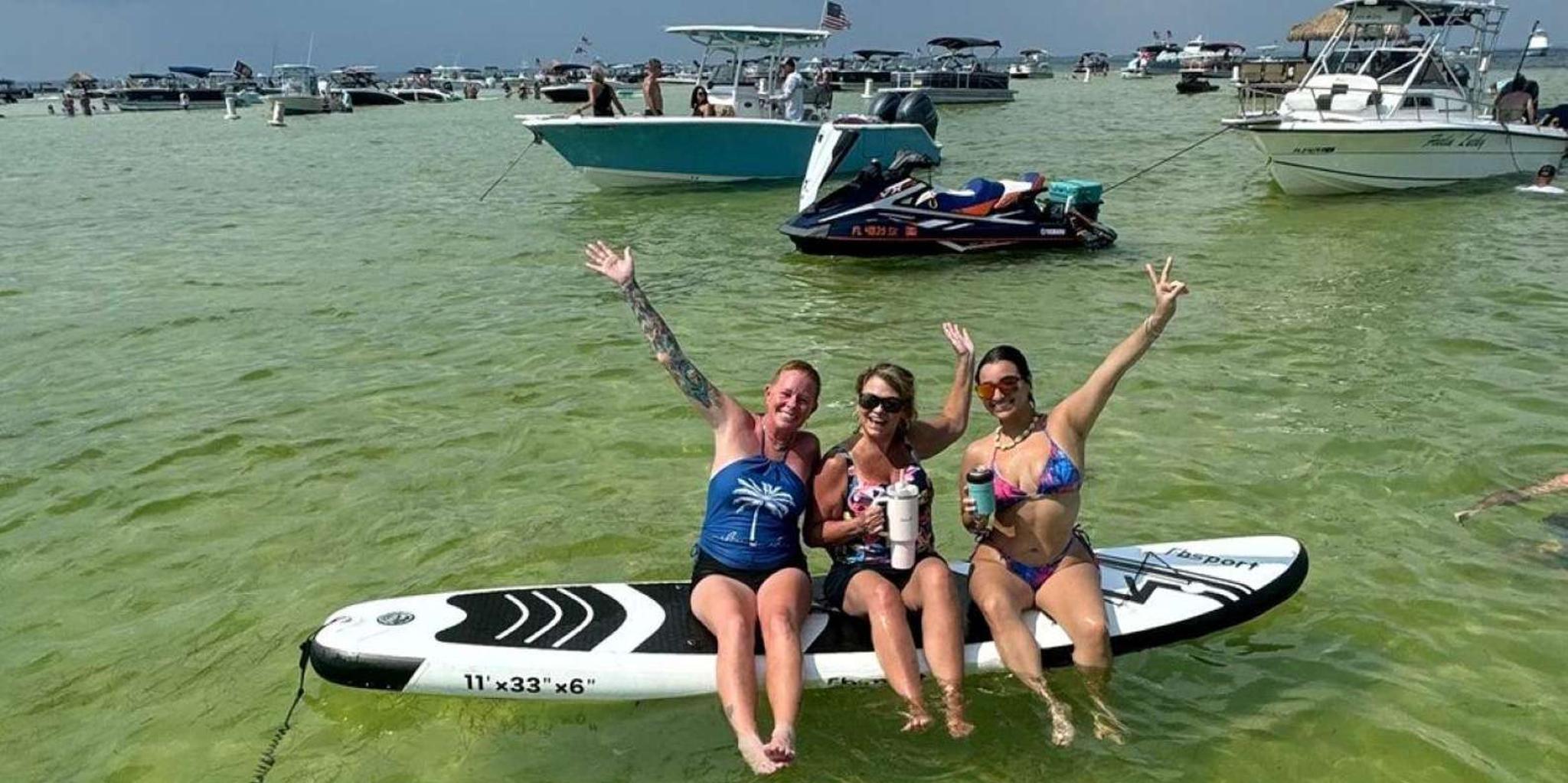 Destin Crab Island Boat Adventure - Image 6