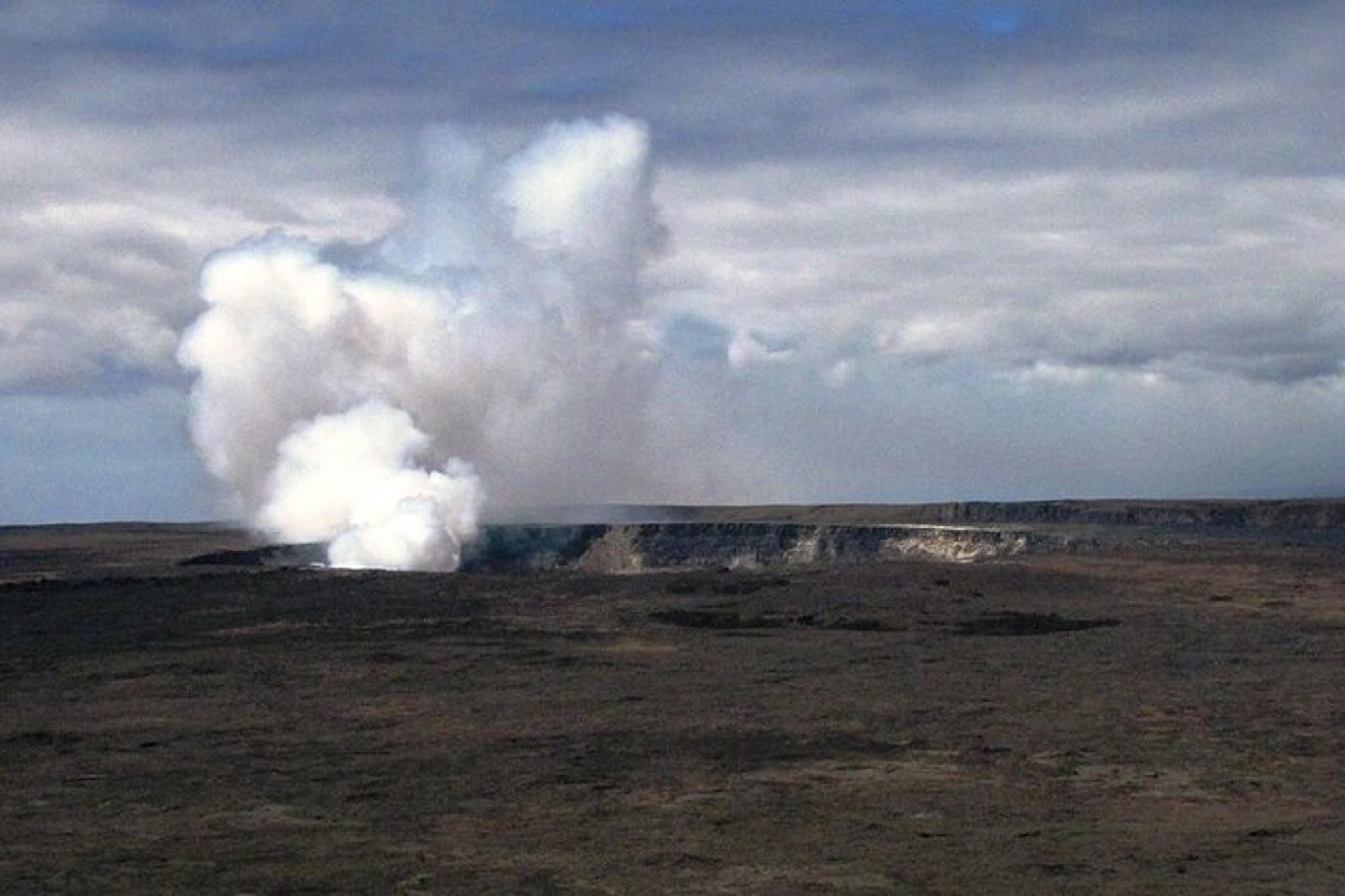 Hilo Volcano National Park Day Tour - Image 5
