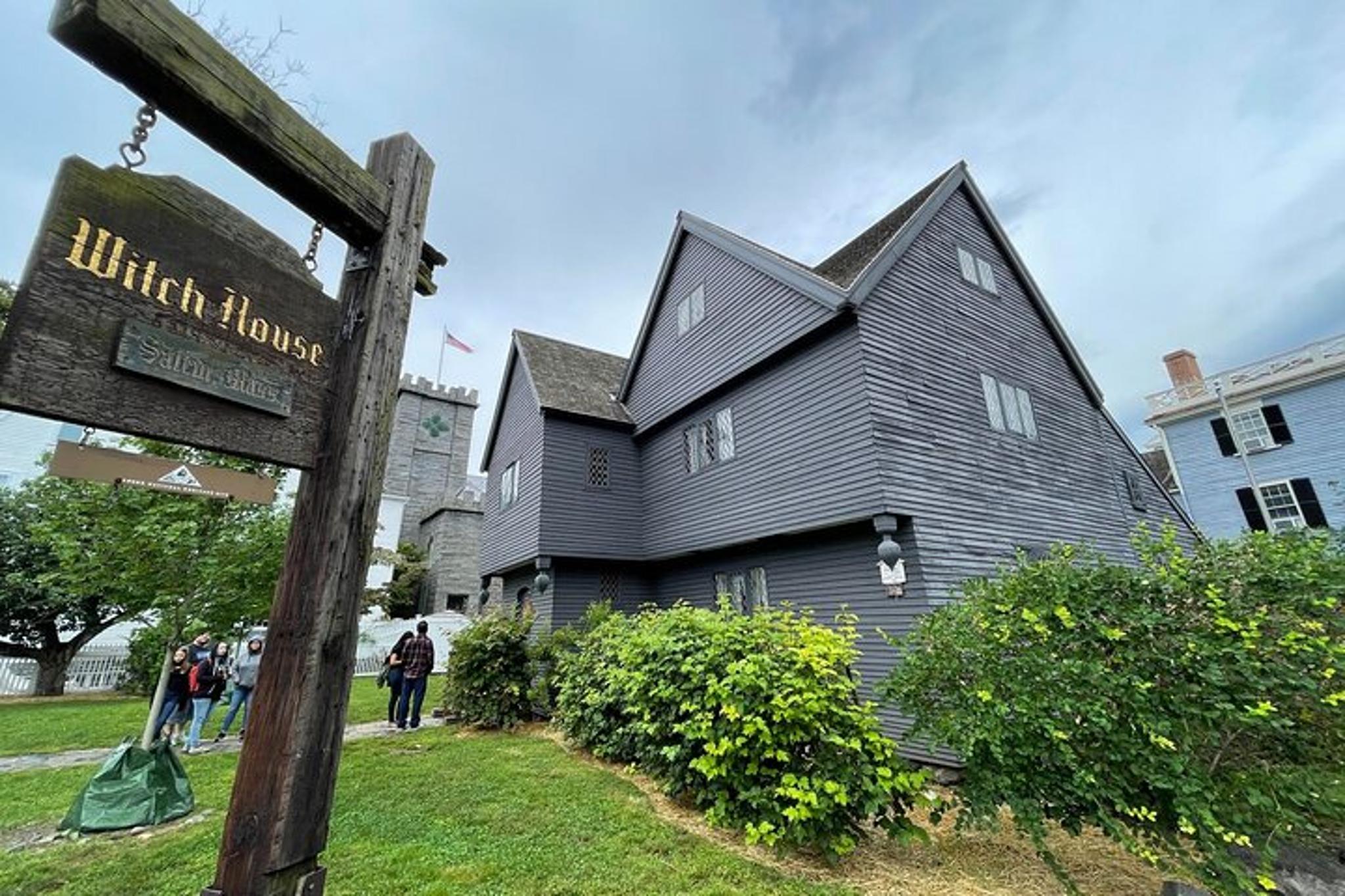 Salem Hidden Dark History Tour - Image 2