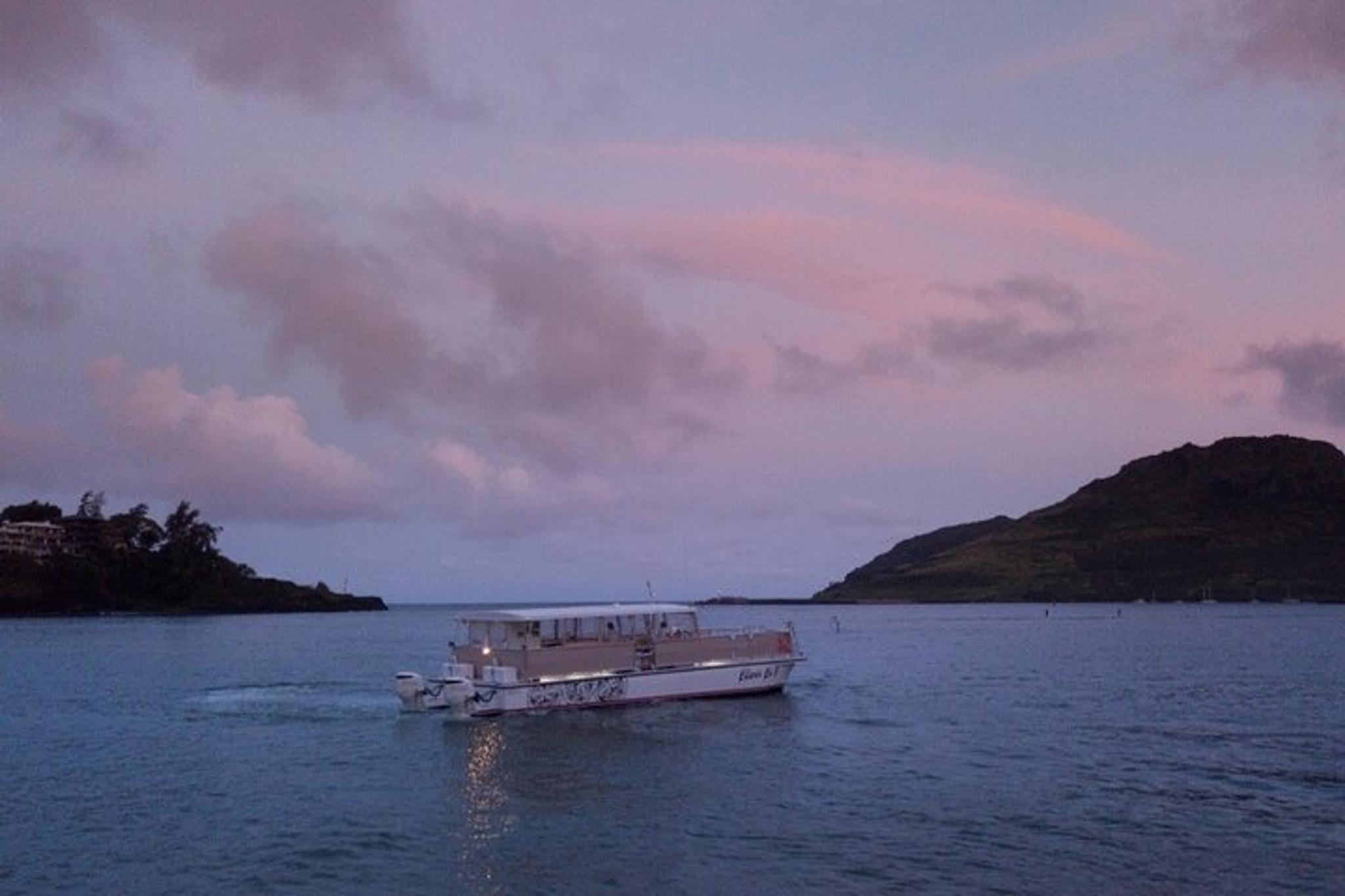 Nawiliwili Sunset Catamaran Cruise - Image 5