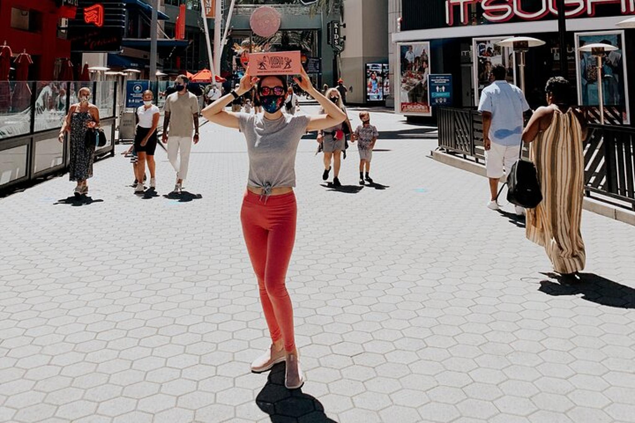 Los Angeles Photoshoot at Universal CityWalk - Image 1