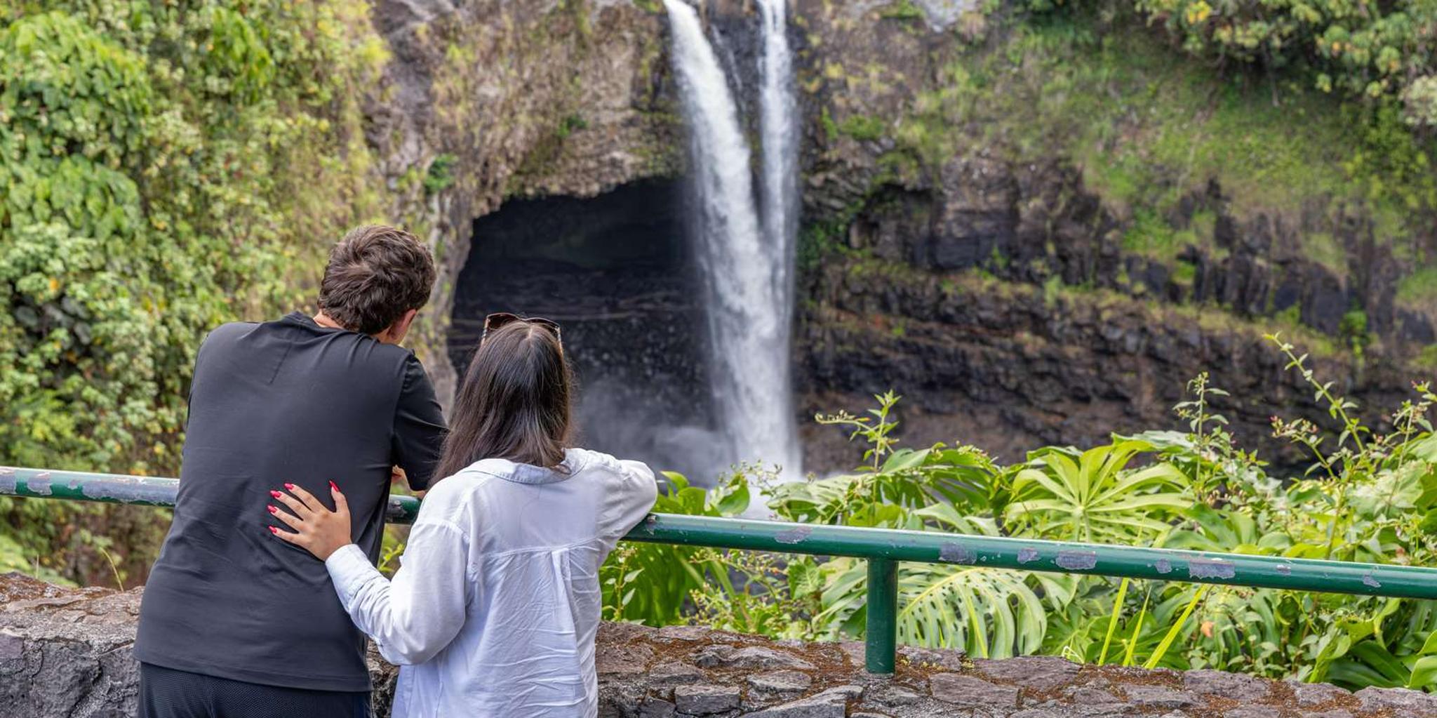 Big Island Circle Tour with Lunch and Dinner - Image 4