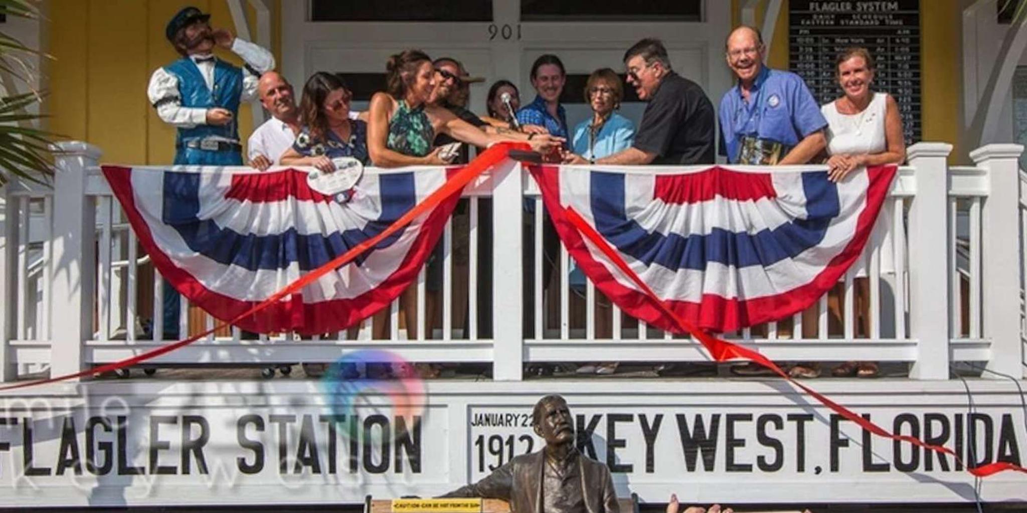 Key West Hemingway Food and Walking Tour - Image 3