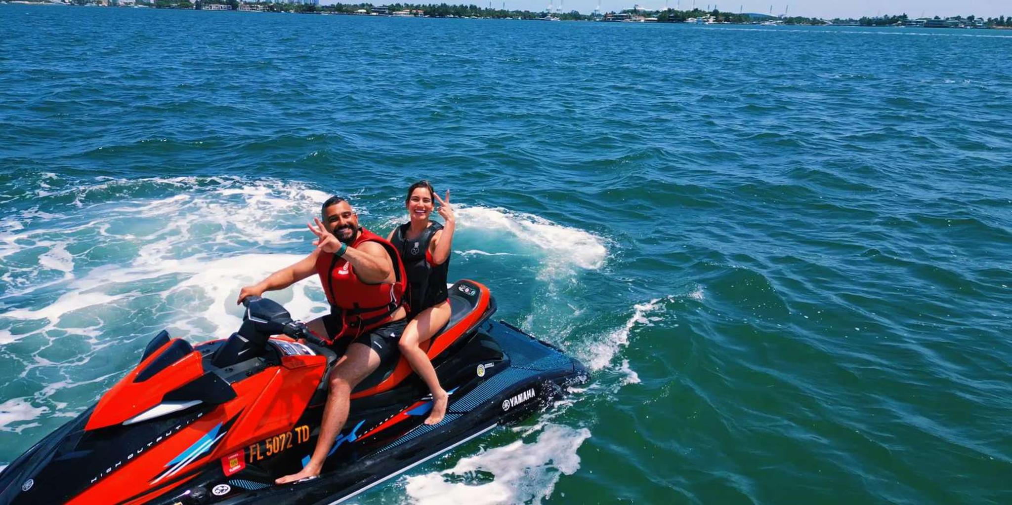 Miami Adventure Cruise with Jetski and Tubing - Image 2