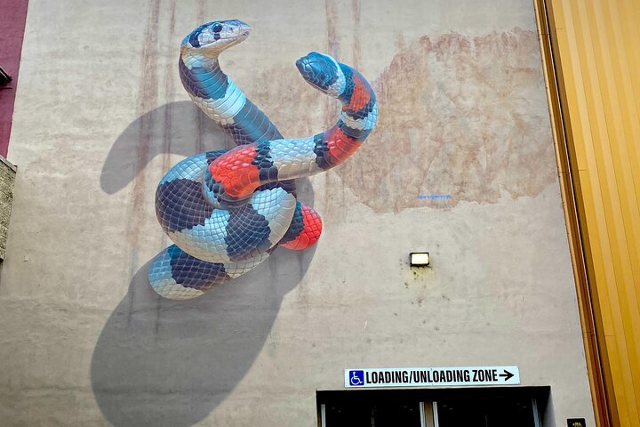 Sacramento Mural and Art Walking Tour - Image 3