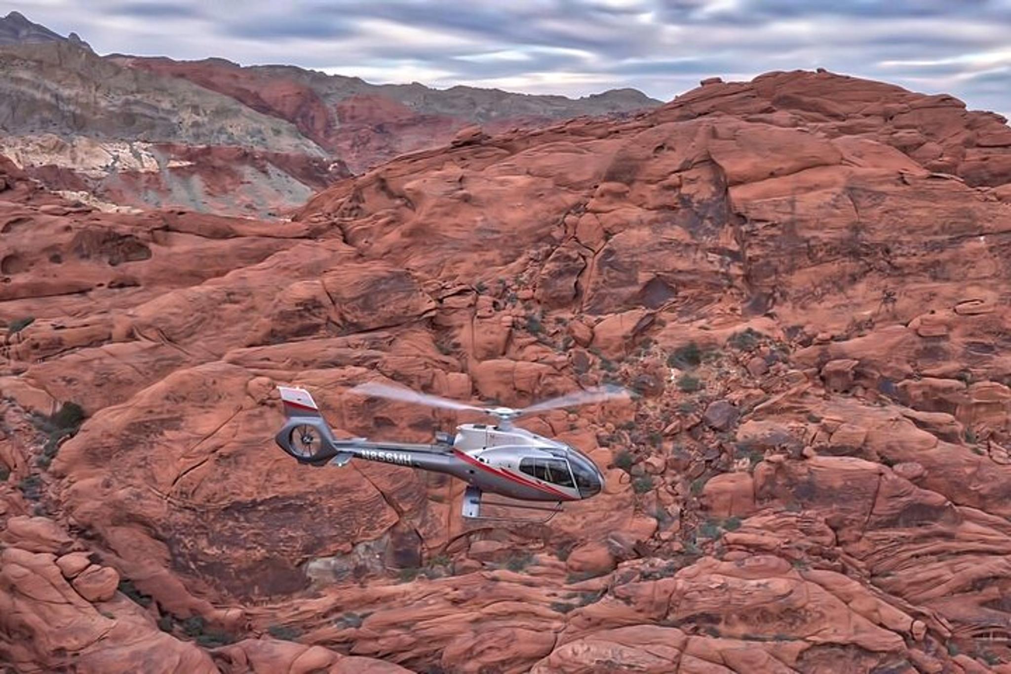 Las Vegas Red Rock Canyon Helicopter Tour with Landing - Image 5