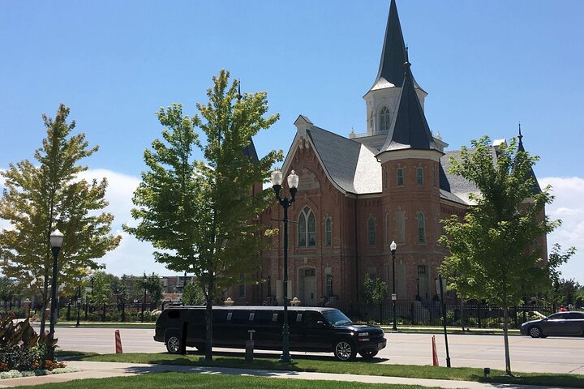 Utah County LDS Temple Limousine Tour - Image 3