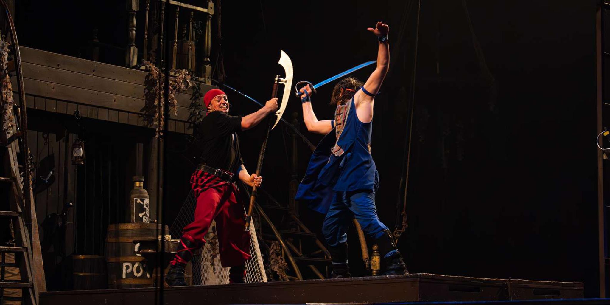 Orlando Pirates Dinner Adventure Show - Image 5