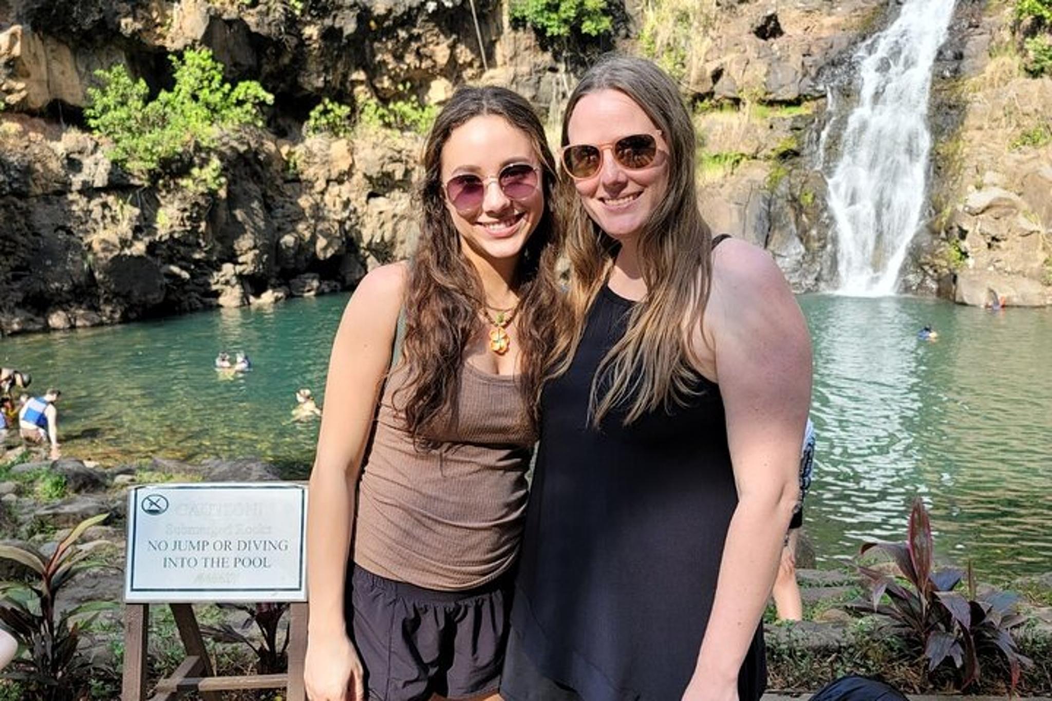 Waikiki Botanical Garden and Waterfall Tour - Image 3