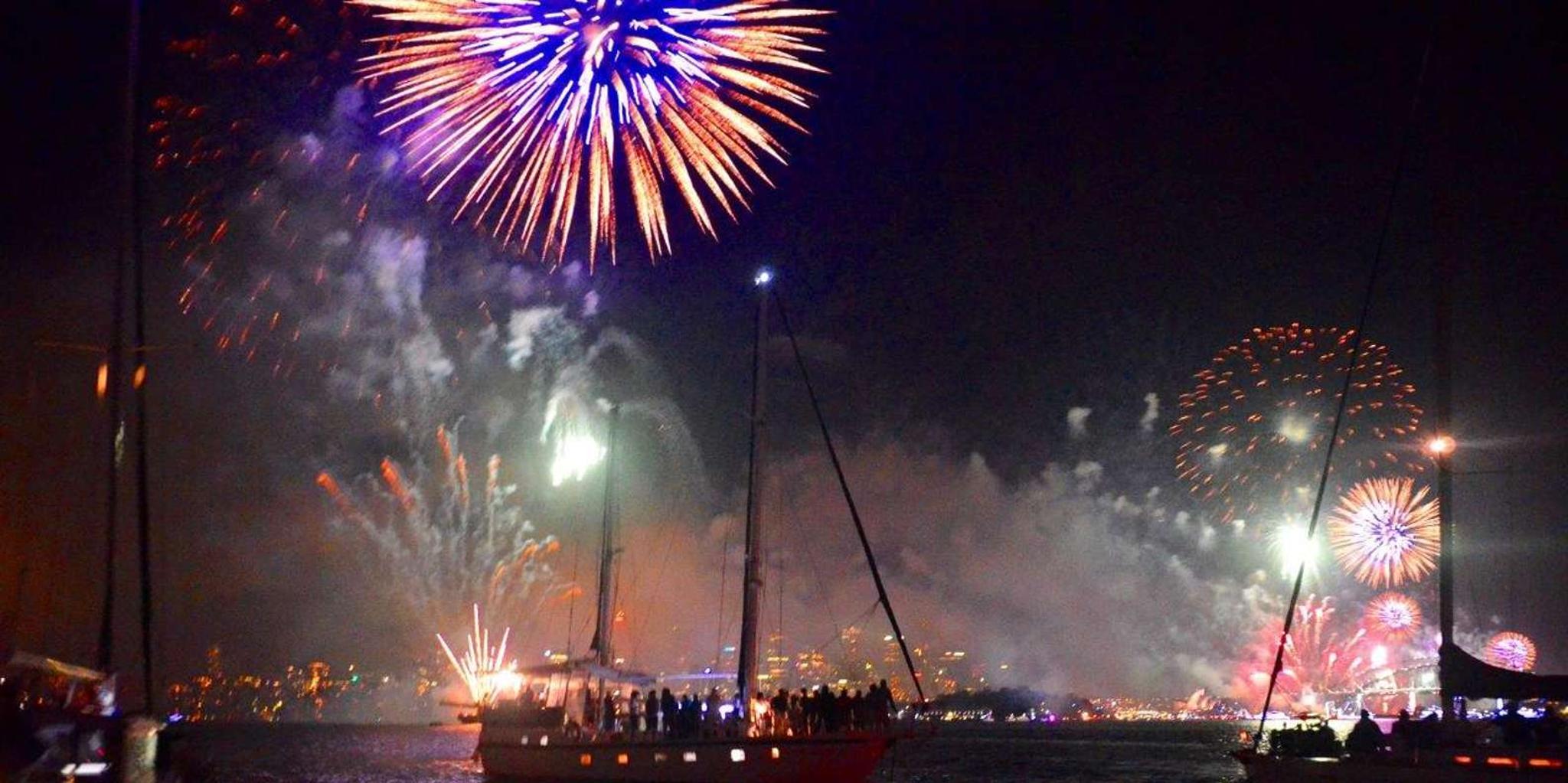 Miami Fireworks Speedboat Viewing Cruise
