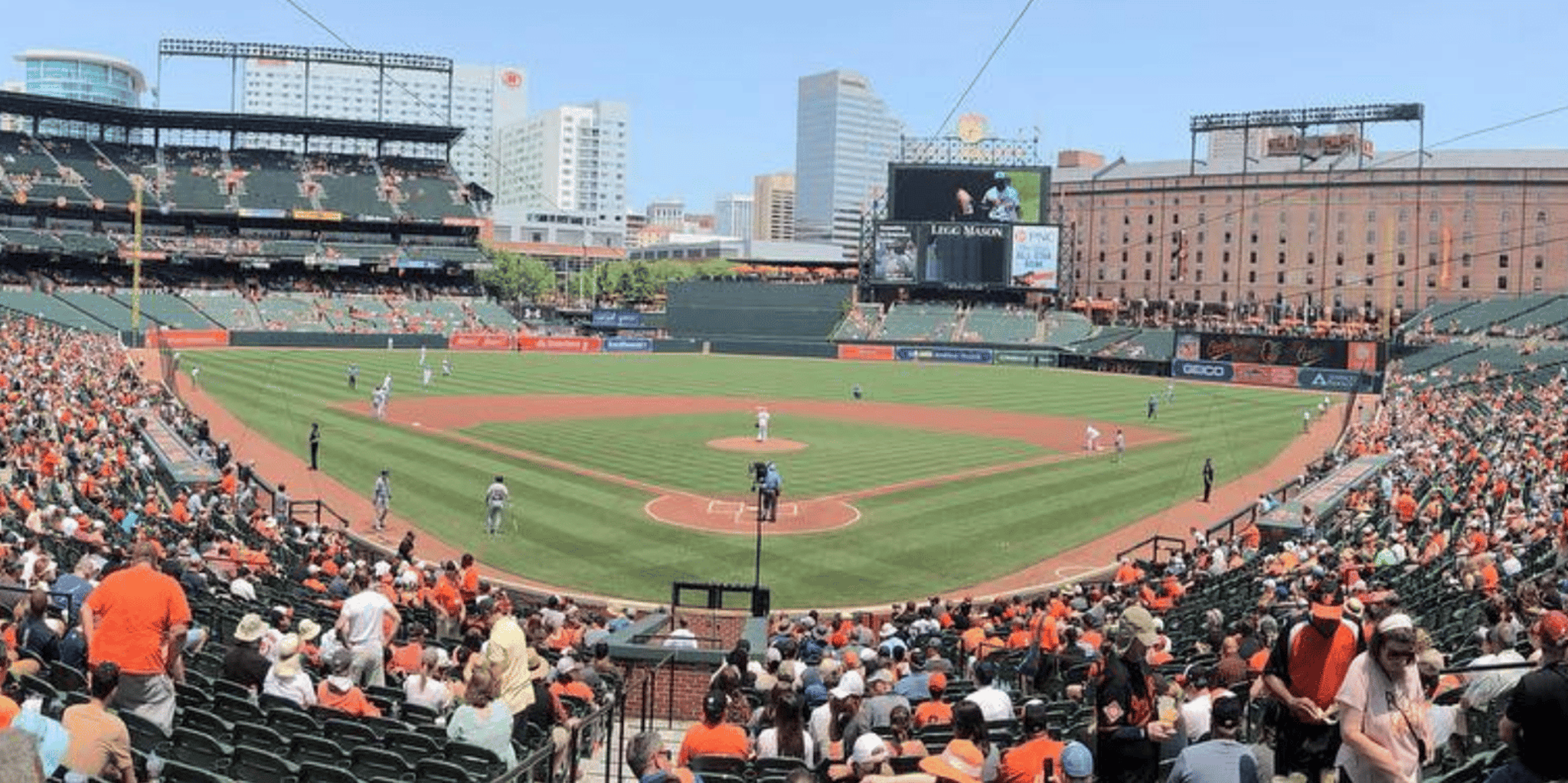 Baltimore Orioles Baseball Game at Oriole Park - Image 2