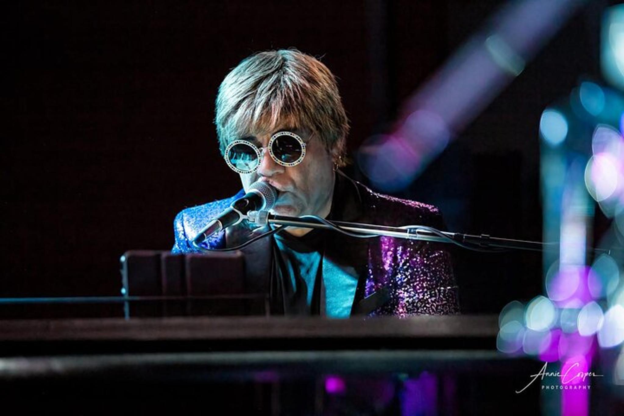 Las Vegas Elton John Tribute Show 70 Min - Image 2
