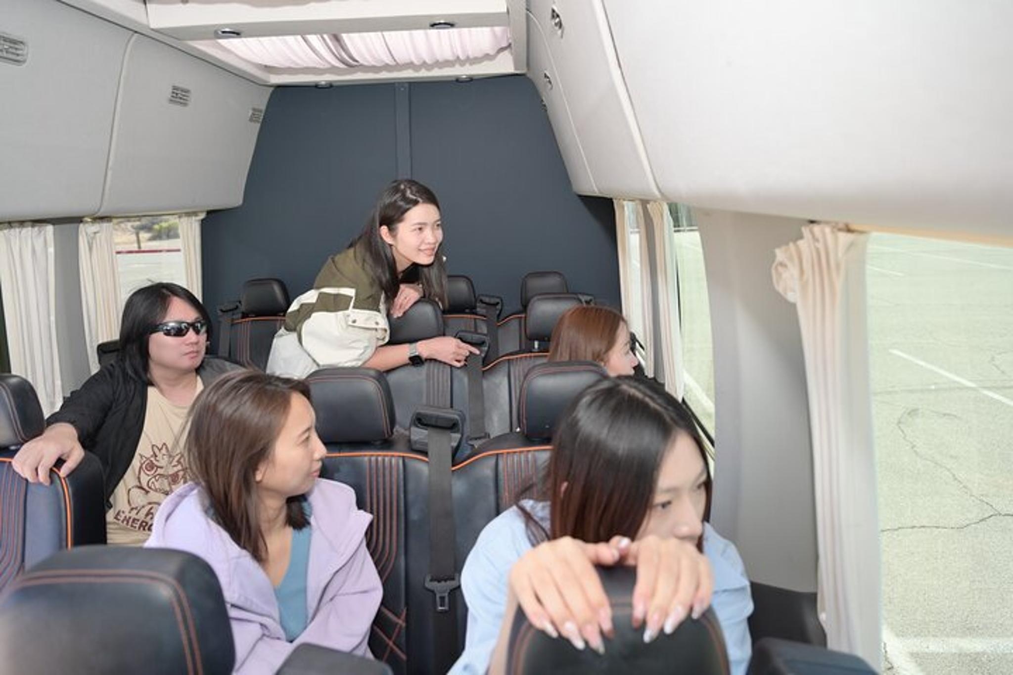 Las Vegas Antelope Canyon and Horseshoe Bend Tour - Image 3