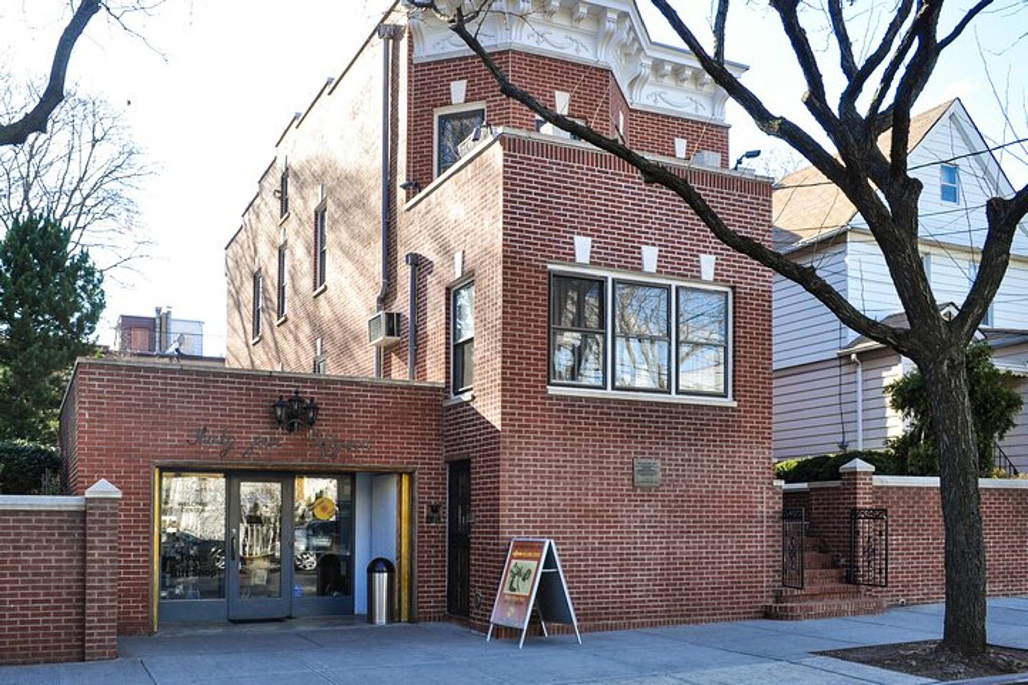 New York City Jazz Walking Tour with Concert - Image 5