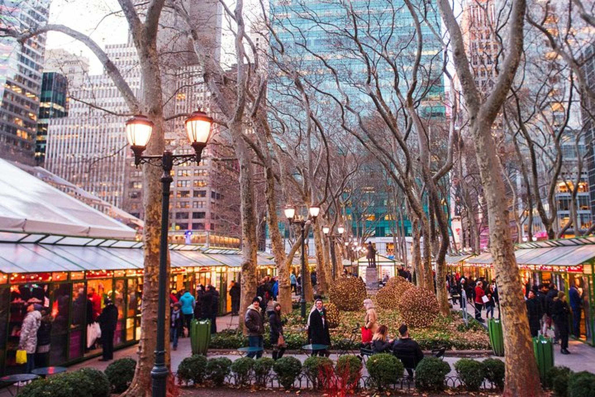 New York City Christmas Lights and Markets Walking Tour