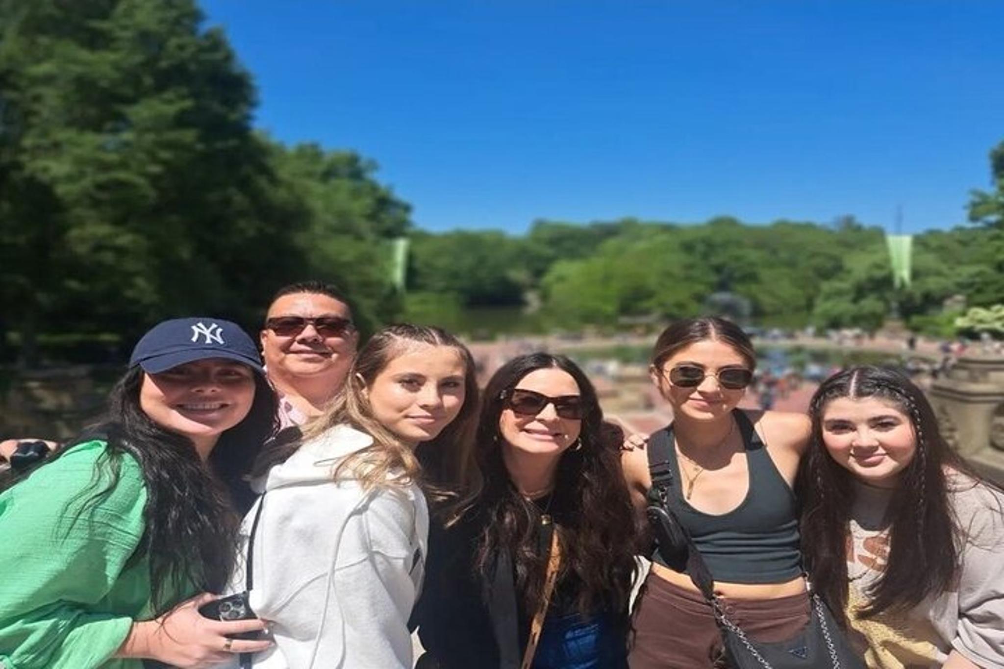 New York Central Park Bike and Pedicab Tour 1 hr - Image 3