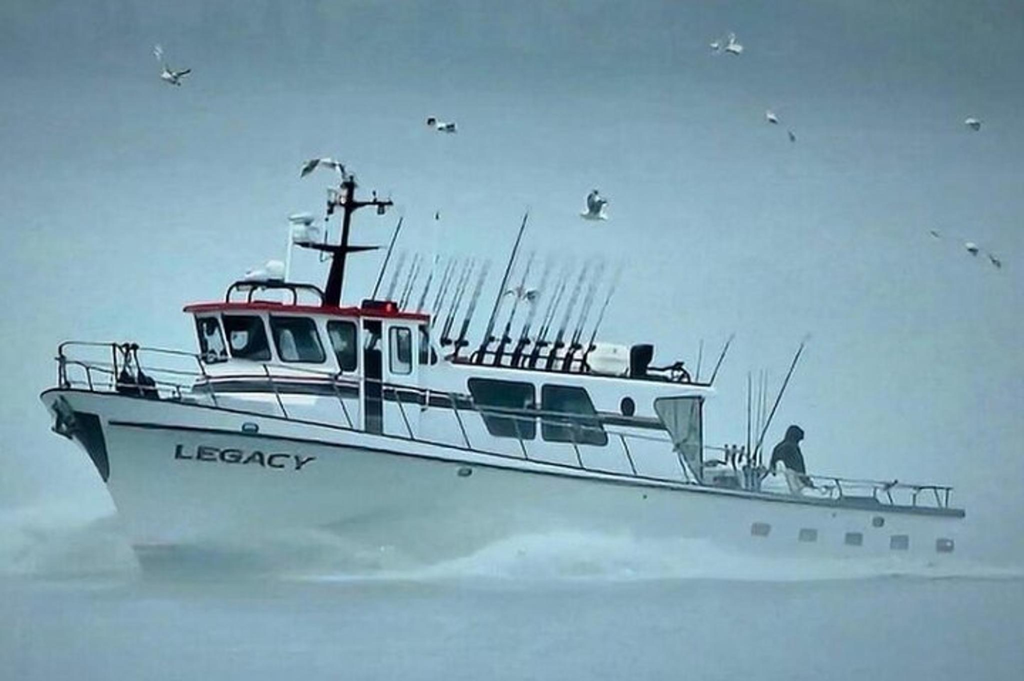 Kenai Fjords Whale Watching and Fishing Tour - Image 2