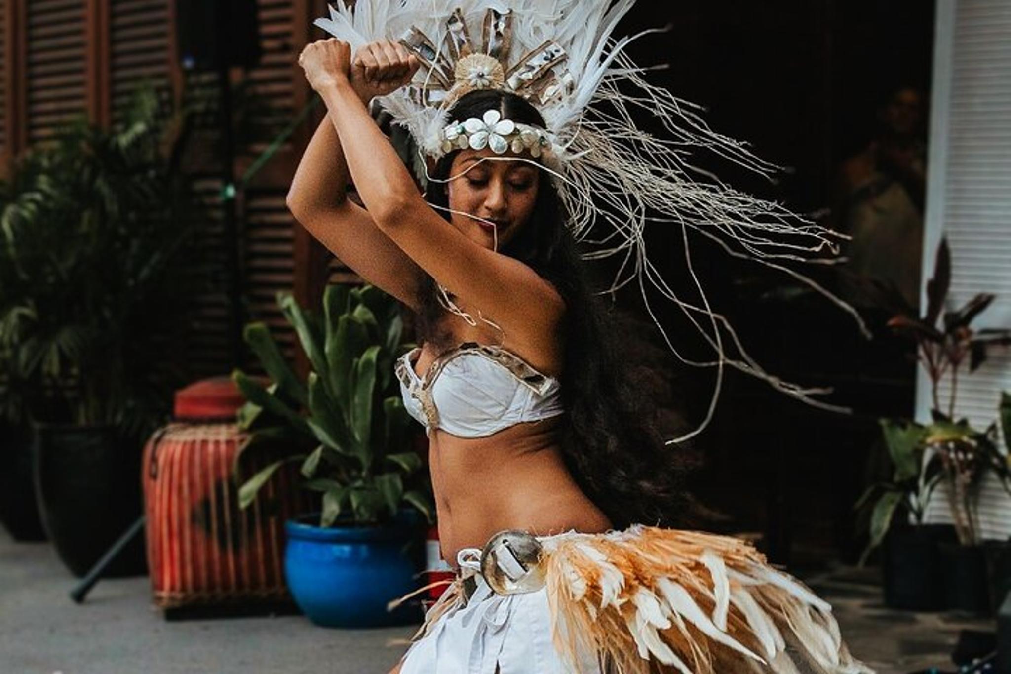 Maui Hula and Fire Dancing Show at South Maui Gardens - Image 2