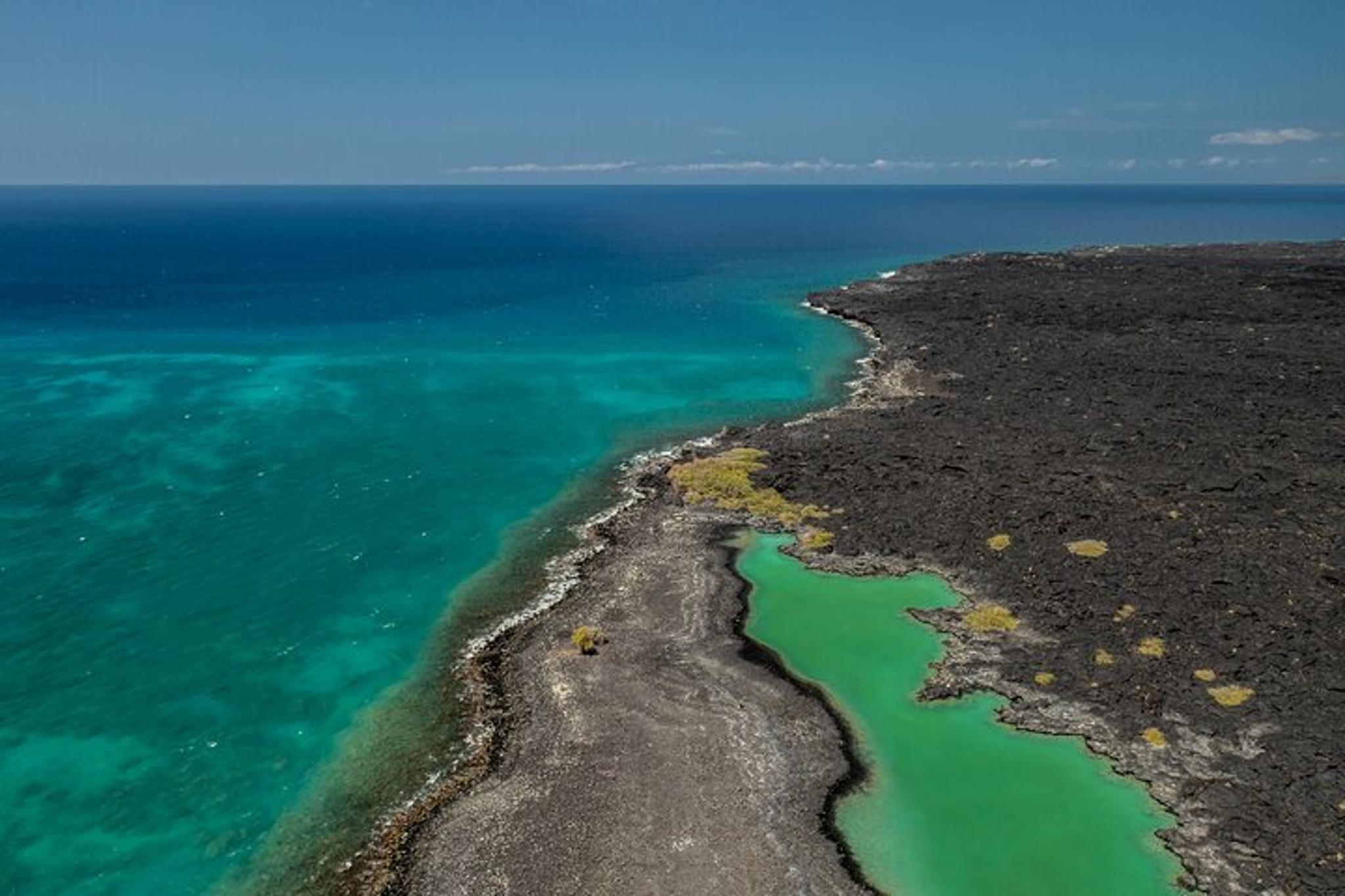 Kailua-Kona Lava Fields and Beaches Tour - Image 3