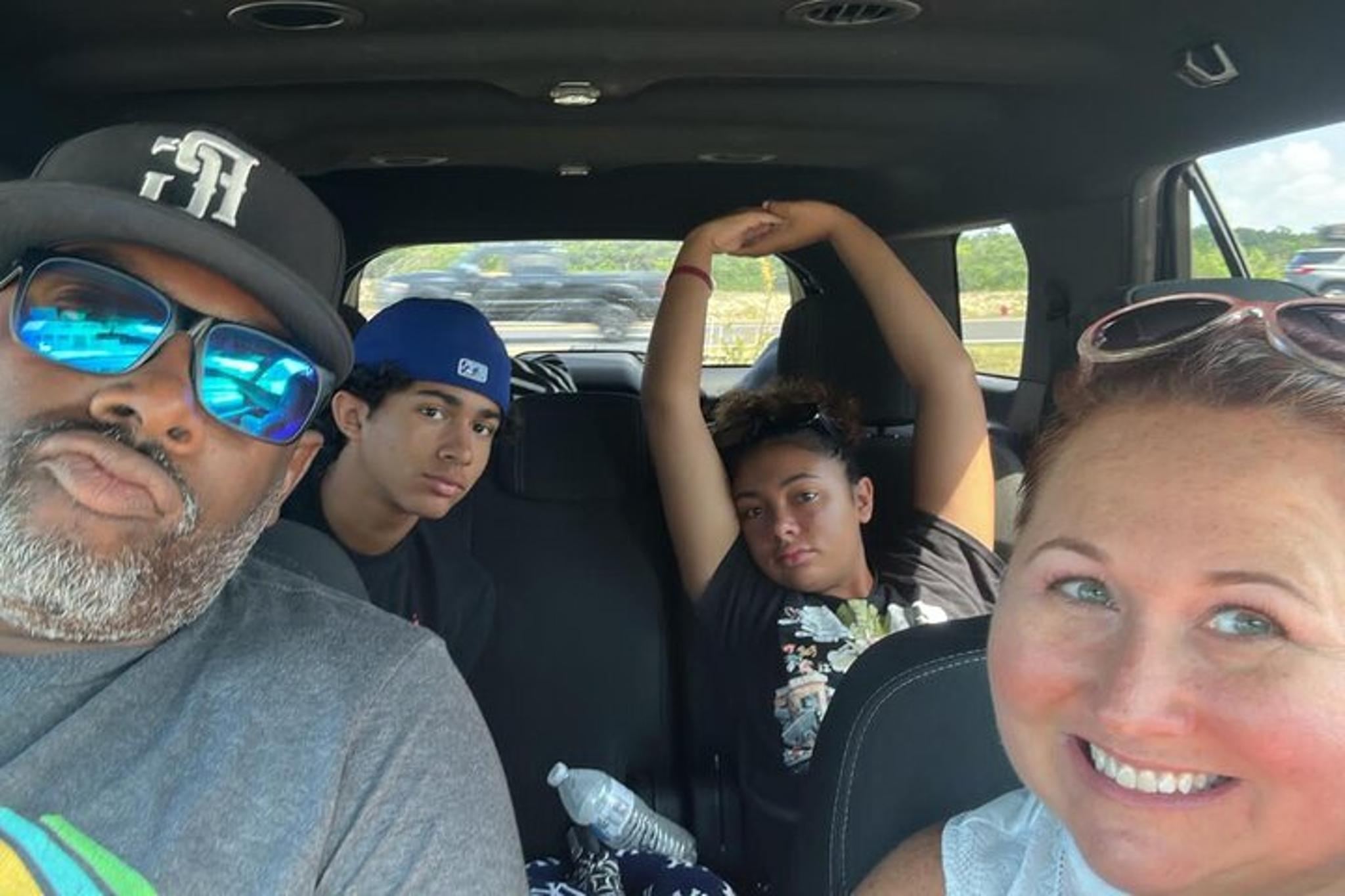 Hendersonville Scavenger Hunt - Image 6