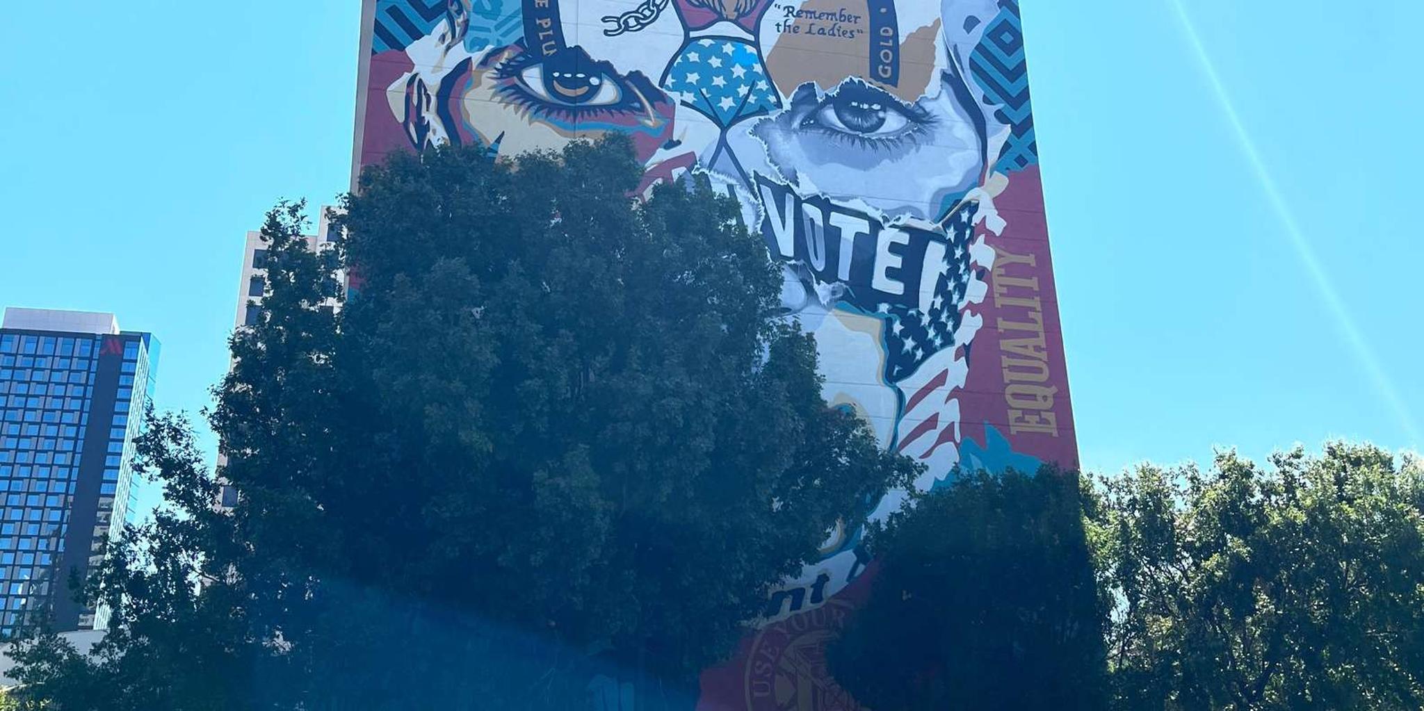 Austin Art and Architecture Bicycle Tour - Image 5