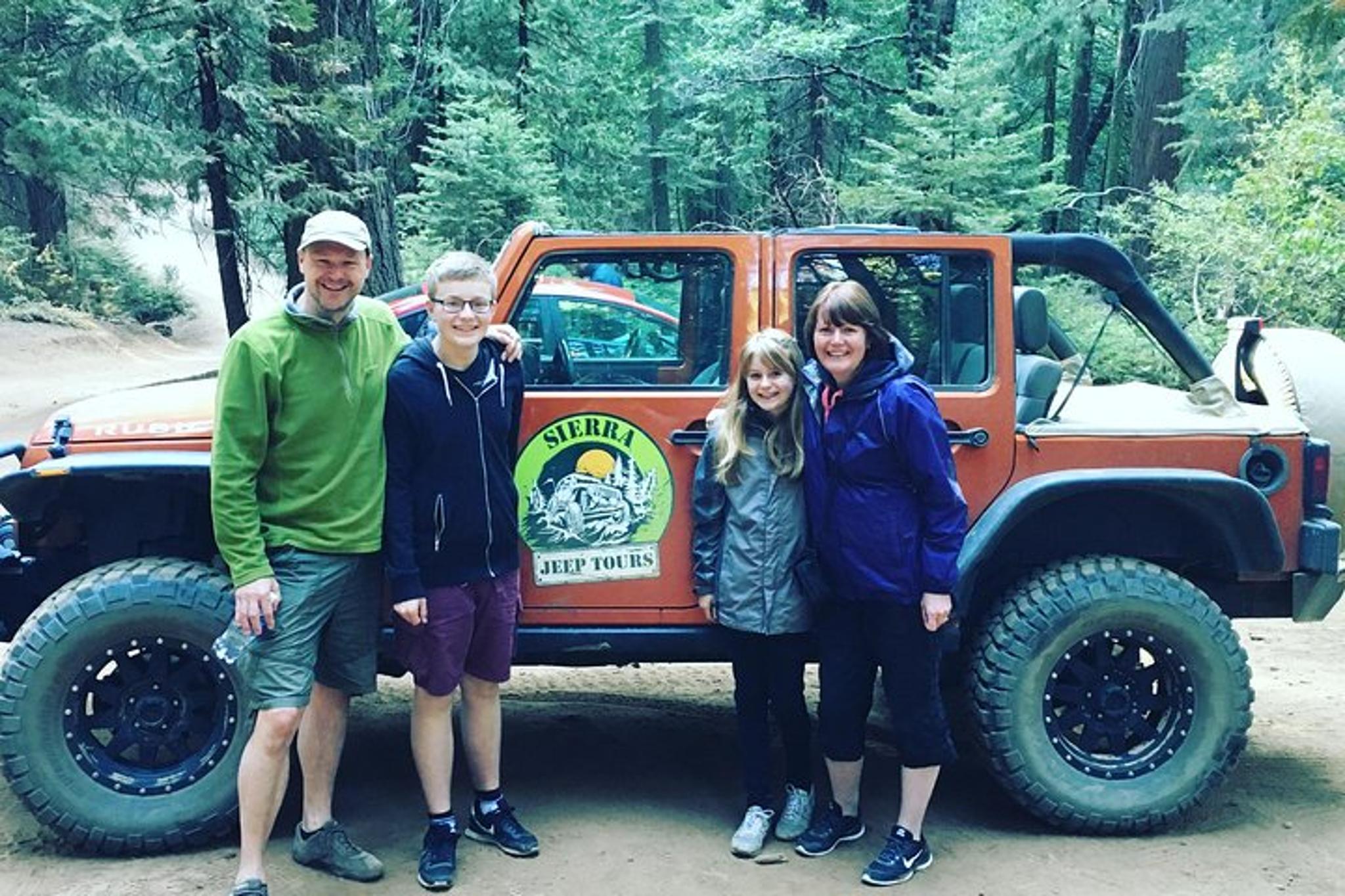 Yosemite Off-Road Giant Sequoia 4x4 Tour - Image 6