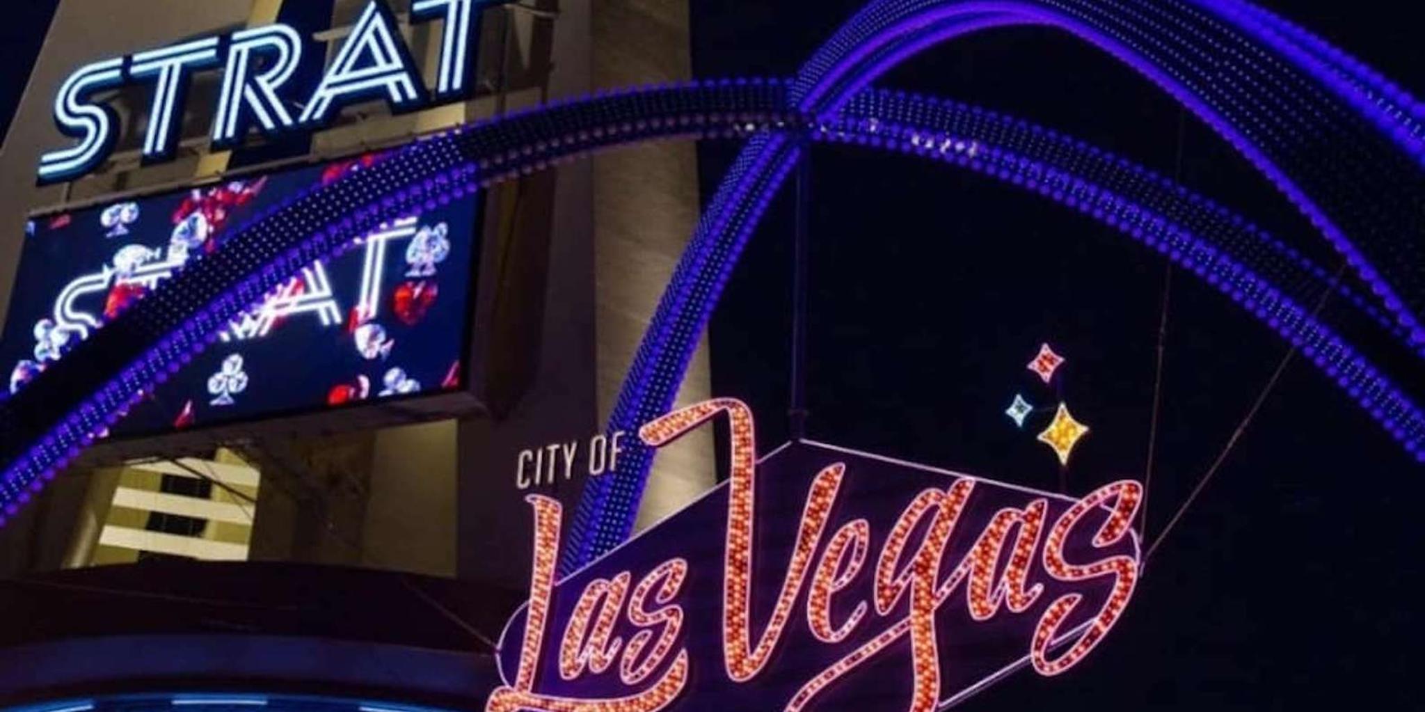 Las Vegas L.A. Comedy Club at The STRAT 1.5 hr