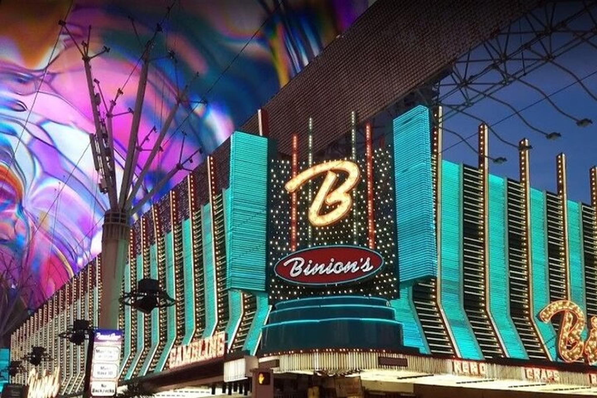 Las Vegas Night Tour in Mercedes-Benz Sprinter - Image 2