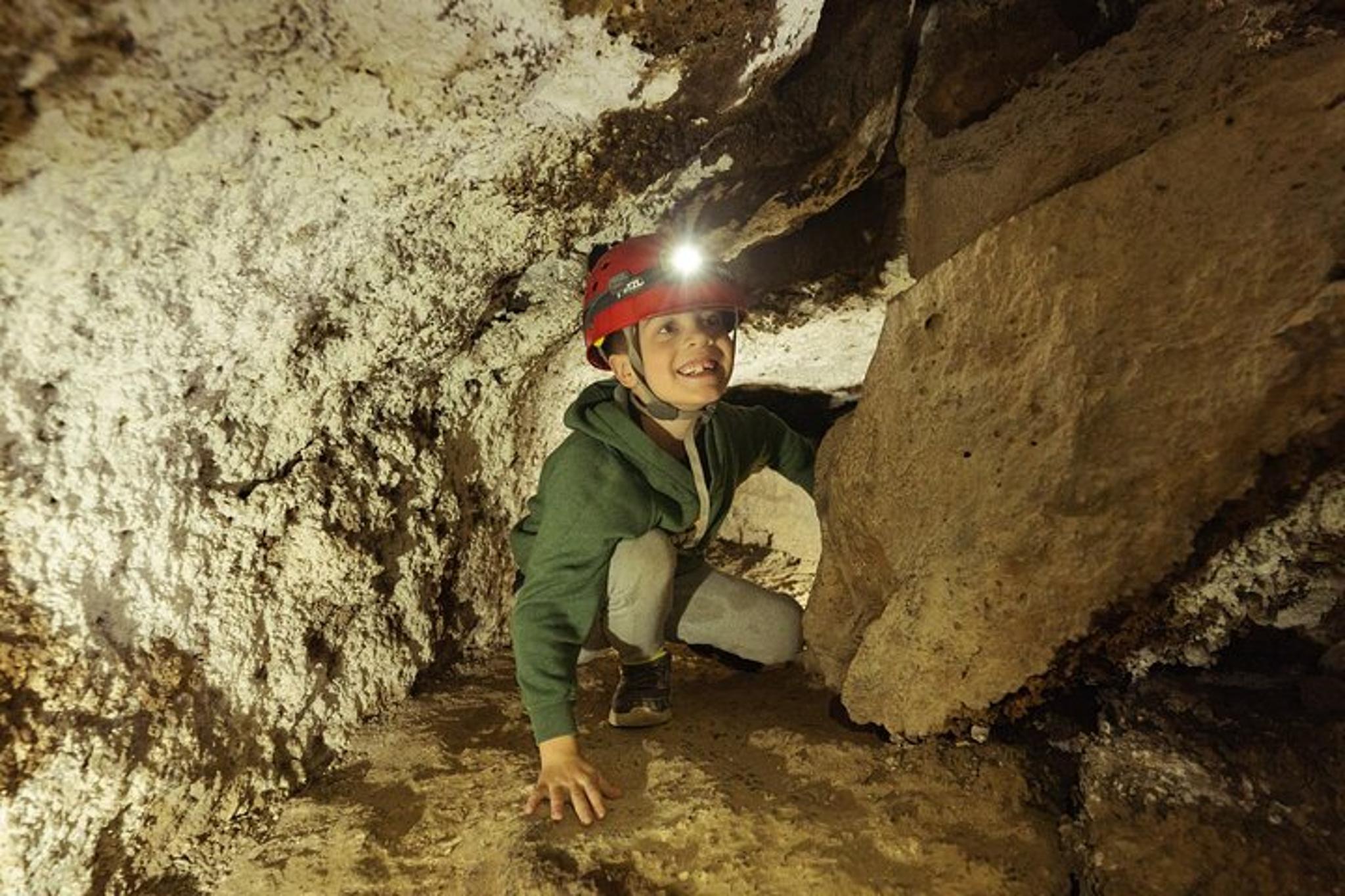 Bend Lava Tube Cave Tour & Stargazing - Image 5