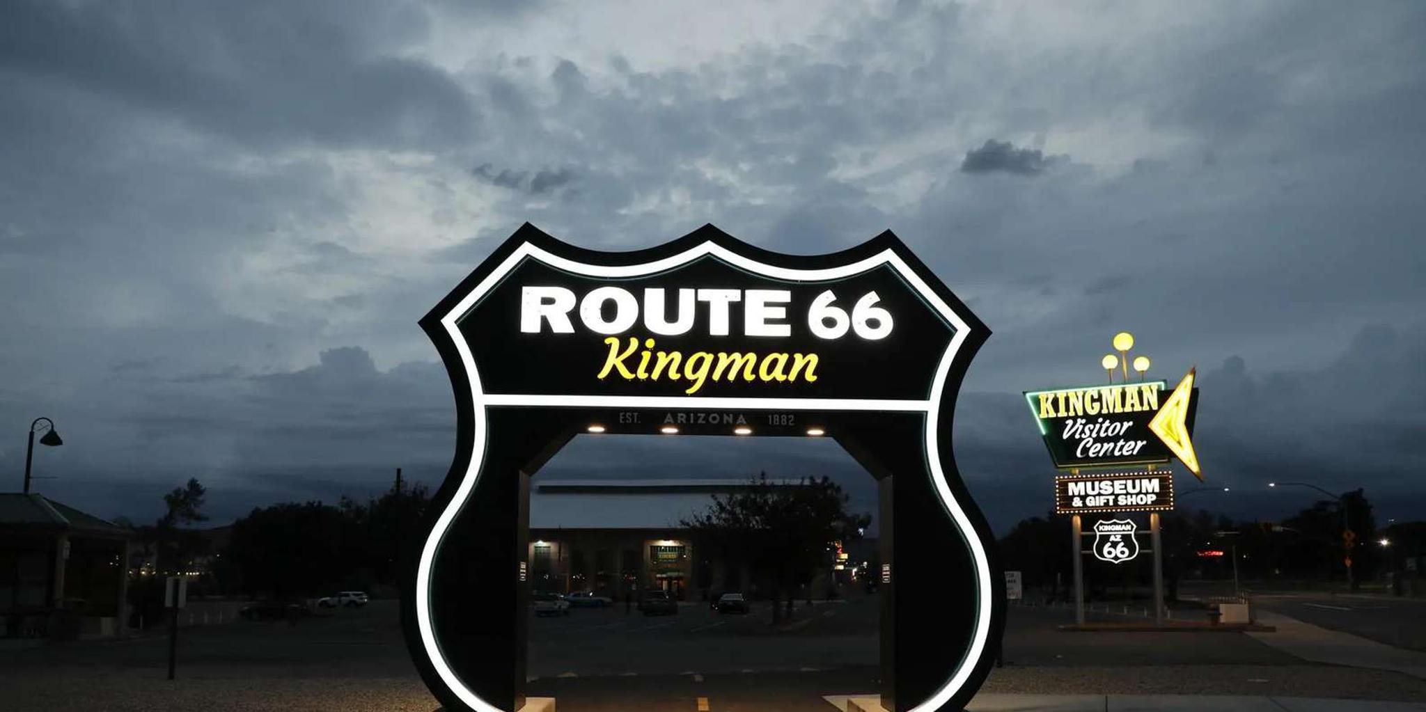 Las Vegas Route 66 Day Tour: Oatman & Kingman