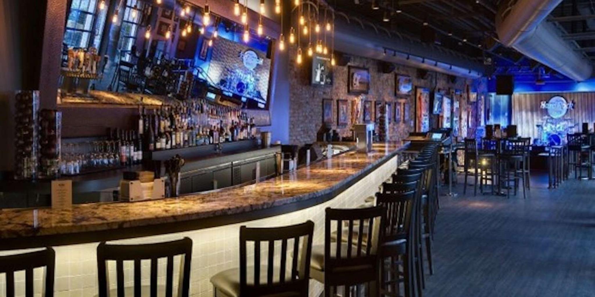 Nashville Hard Rock Cafe Dining Experience - Image 3