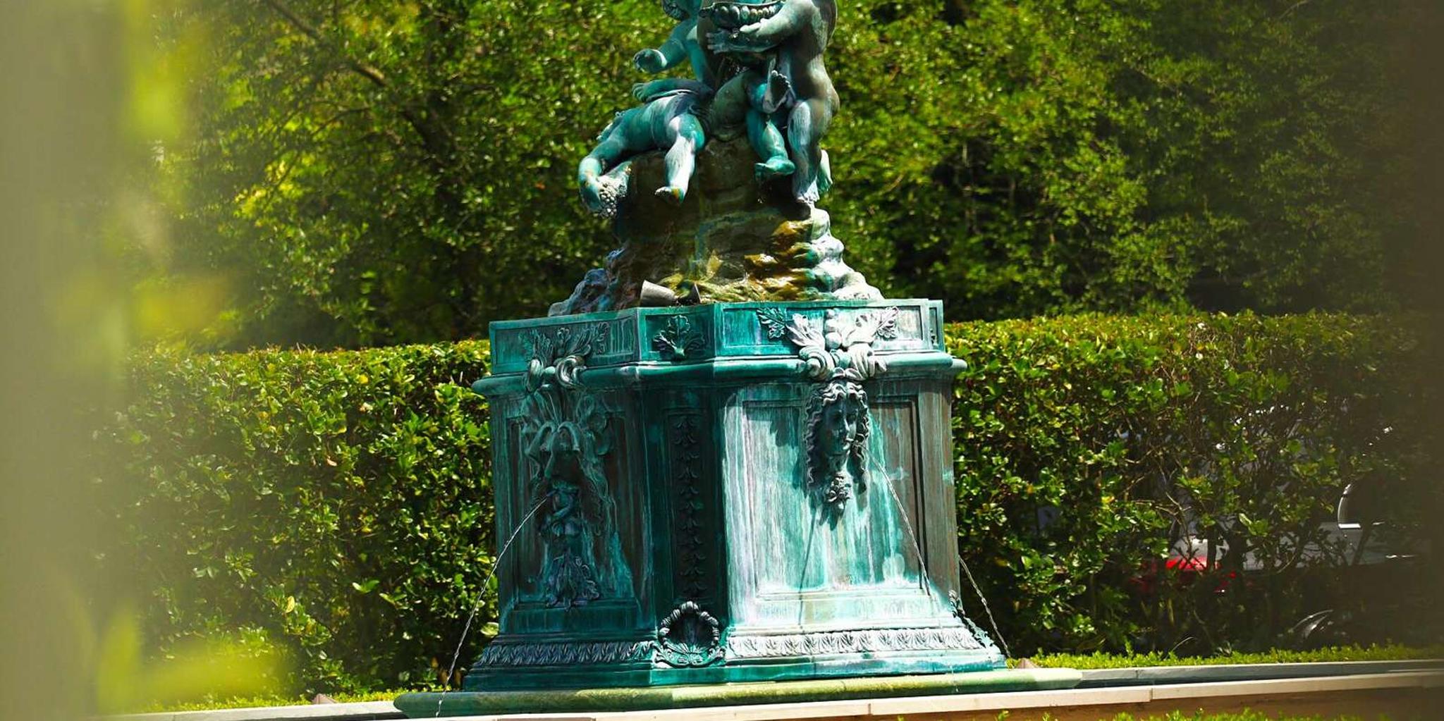 New Orleans Garden District Walking Tour - Image 4