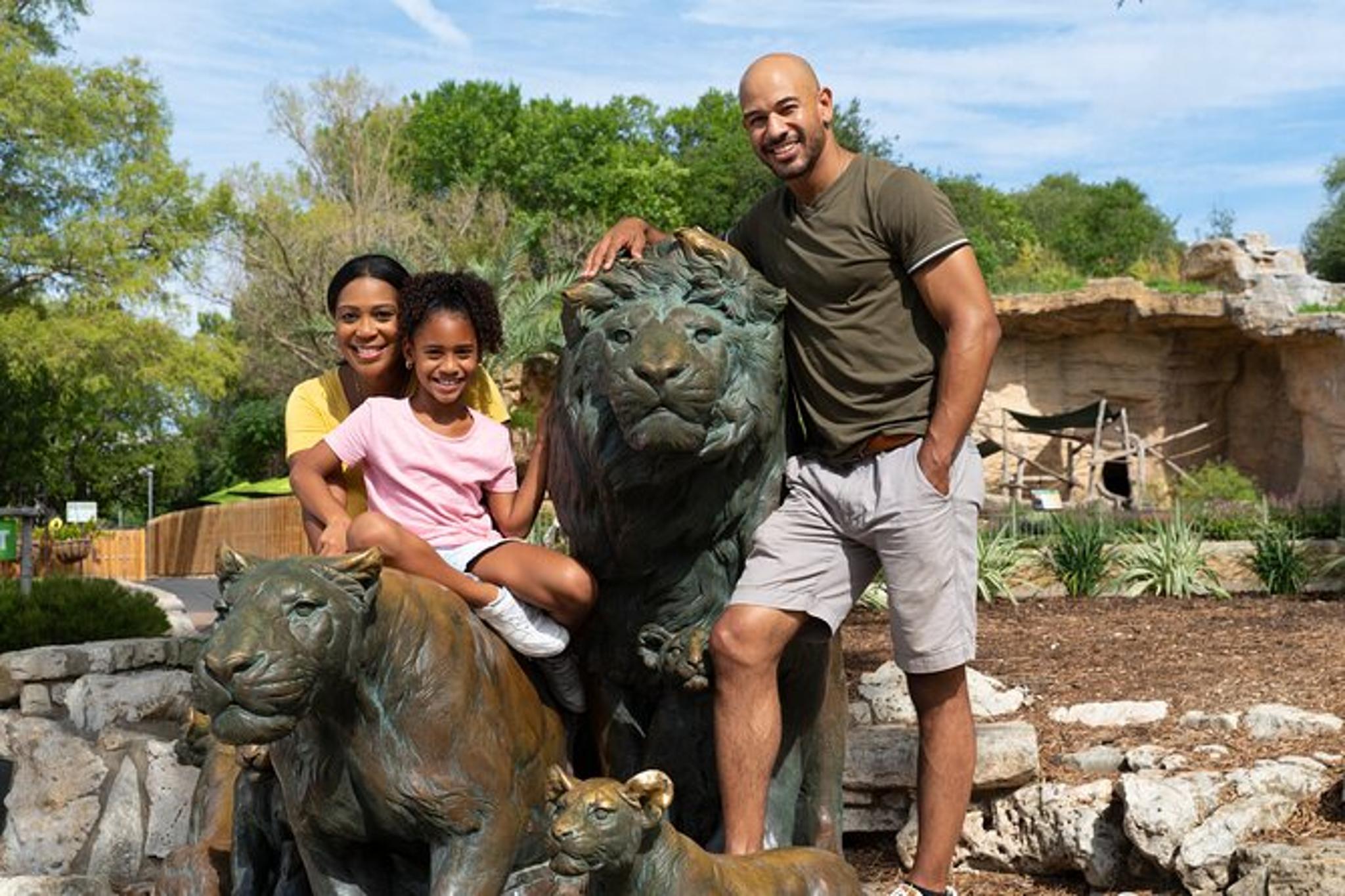 San Antonio Zoo Admission Ticket - Image 4