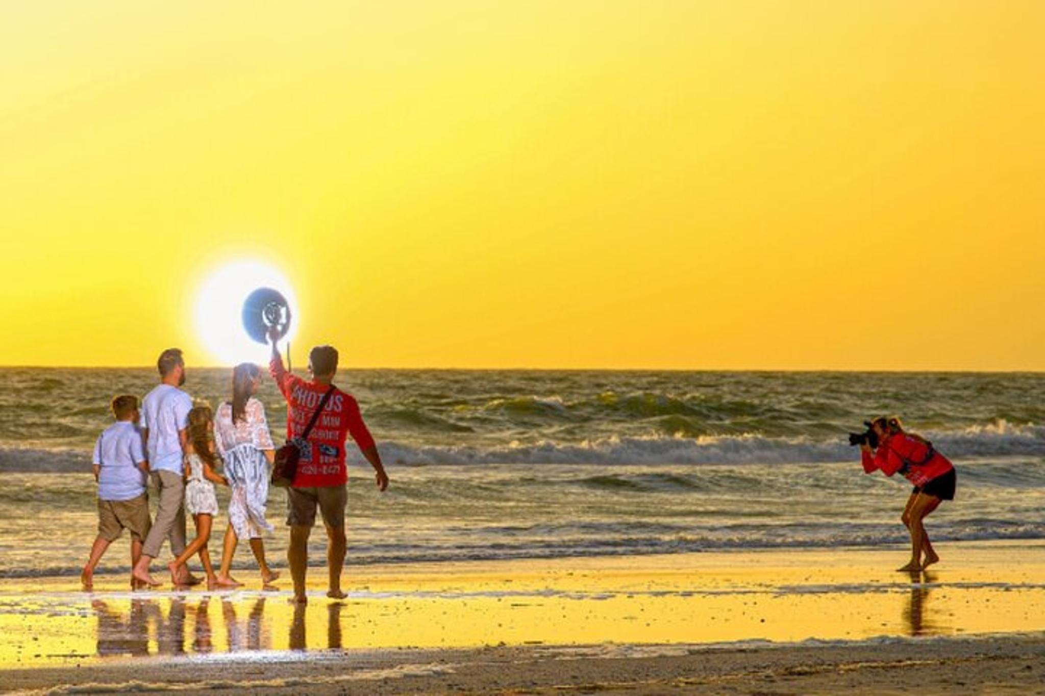 Daytona Beach Shores Portrait Photoshoot 30 Min - Image 6