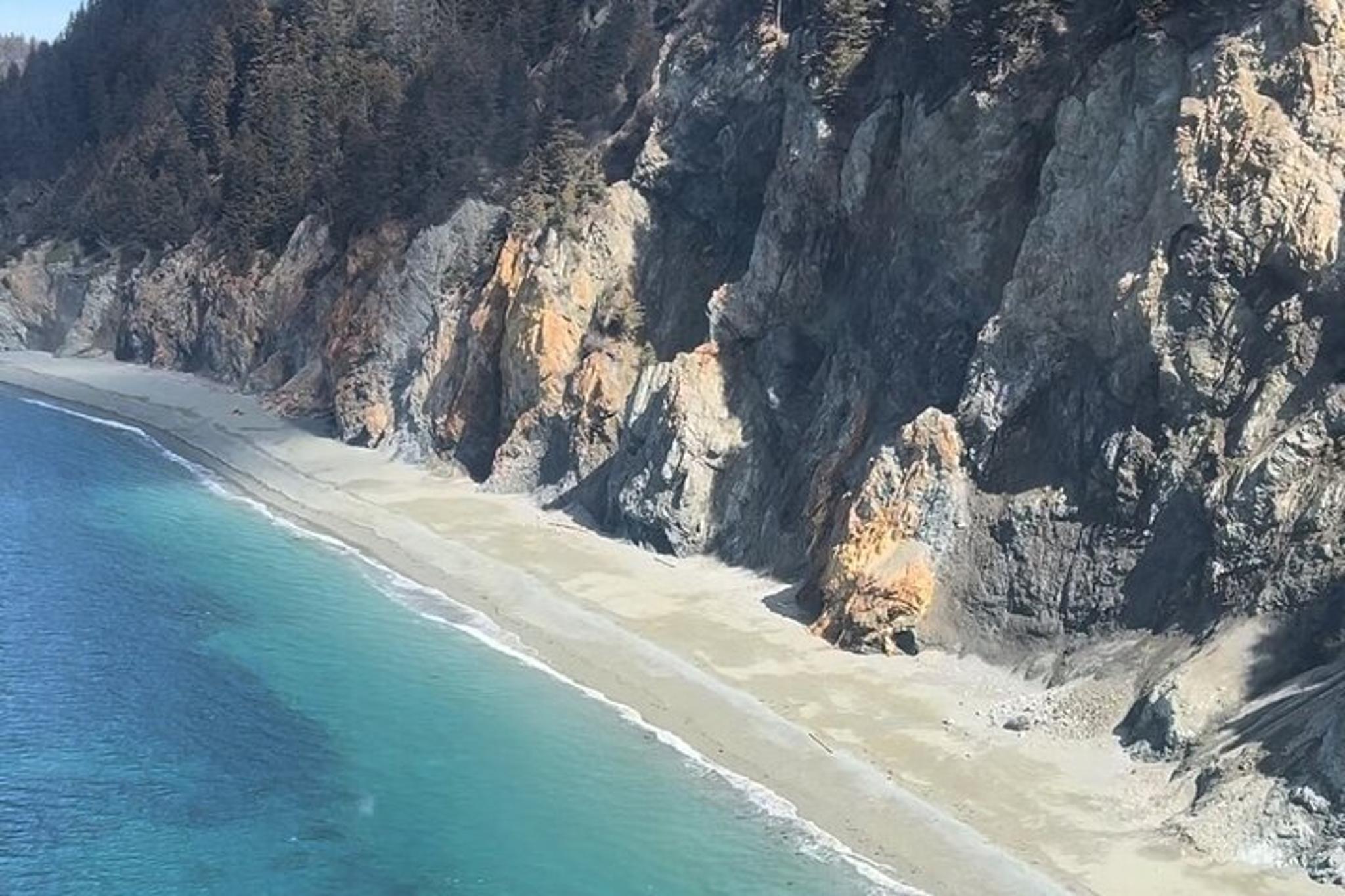 Seward Helicopter Tour Over Bear Glacier 30 min