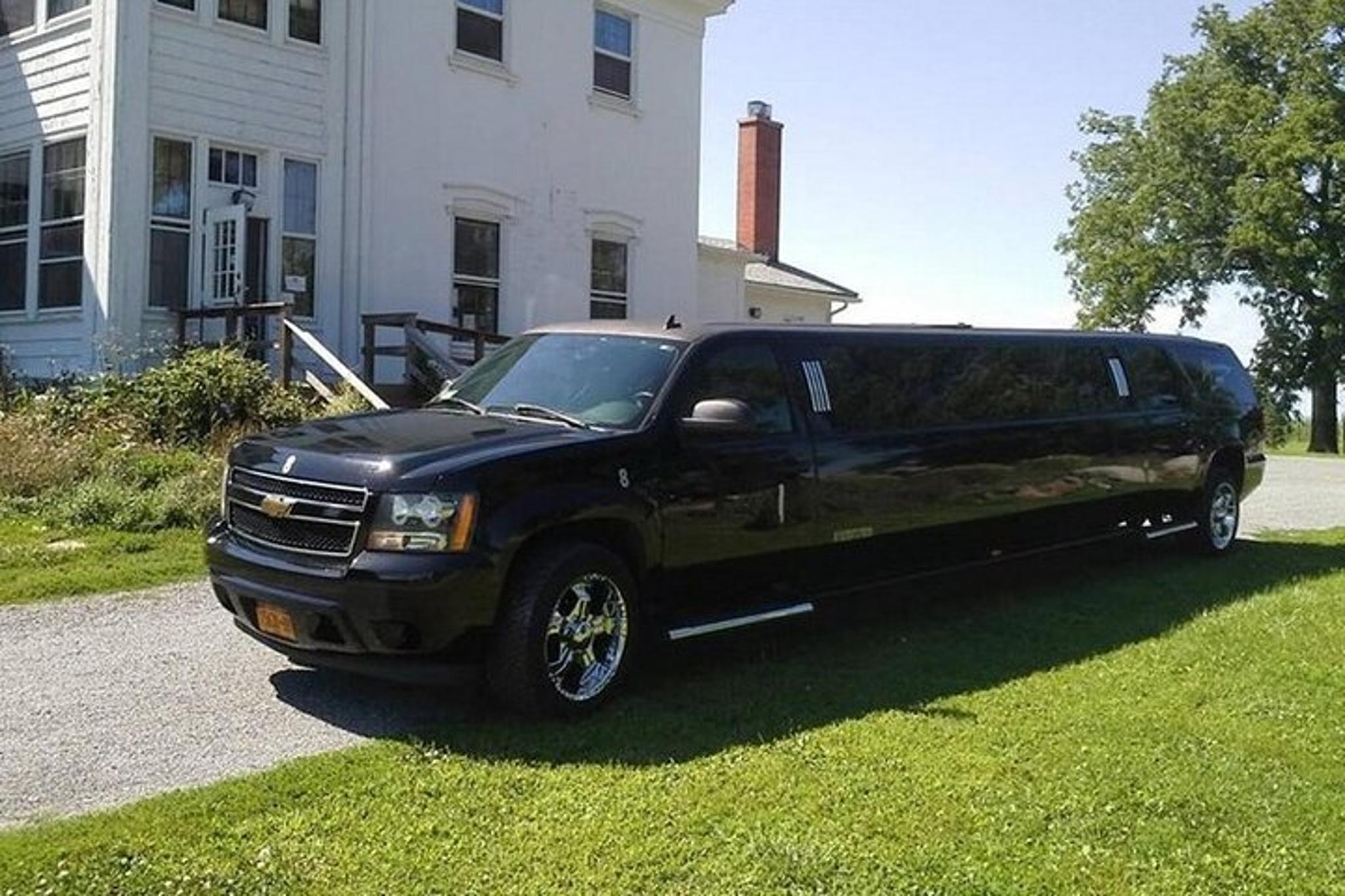 Las Vegas Strip Limo Tour with Champagne - Image 2