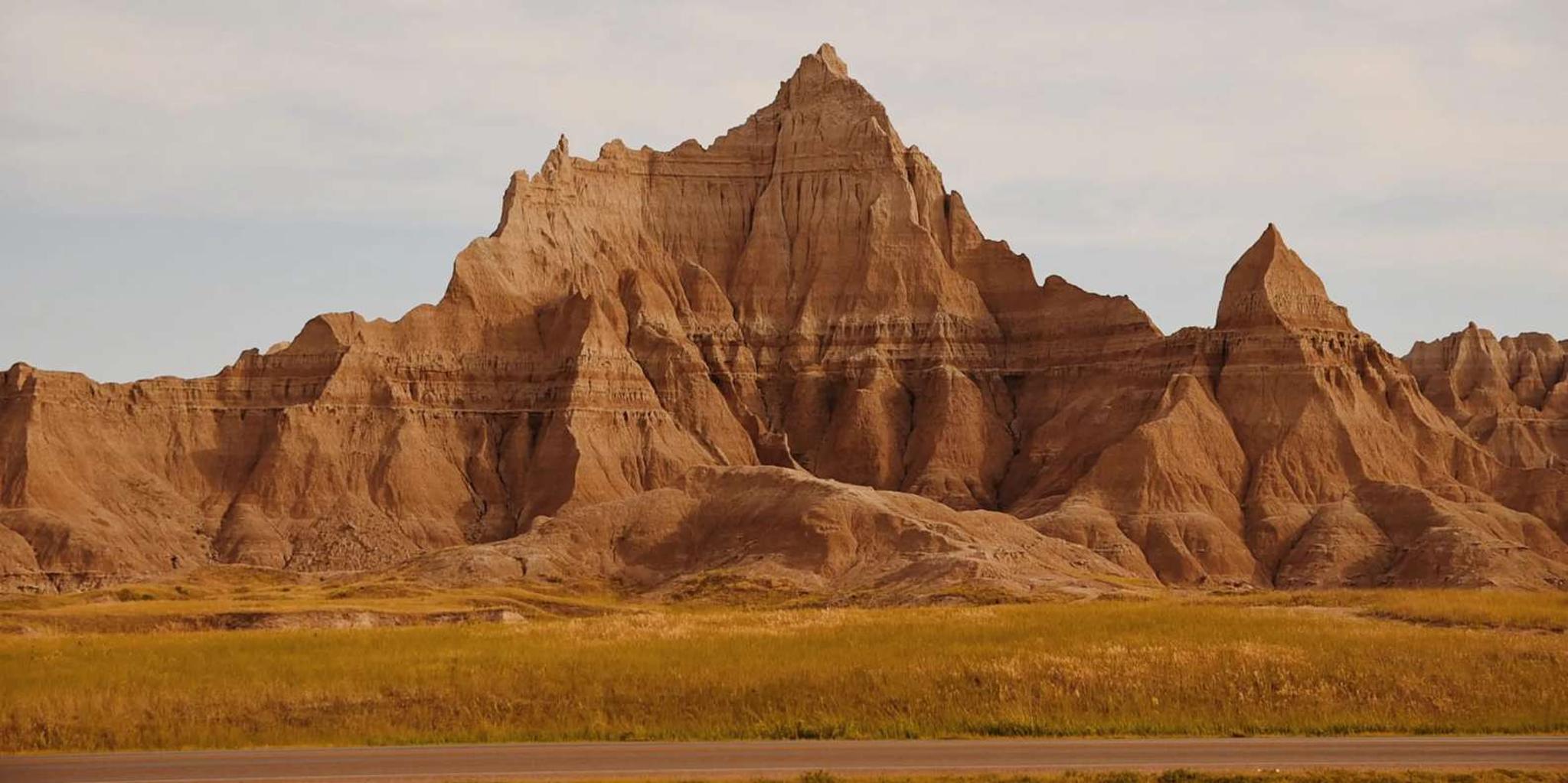 Rapid City Badlands and Wall Drug Store Tour 8 hr