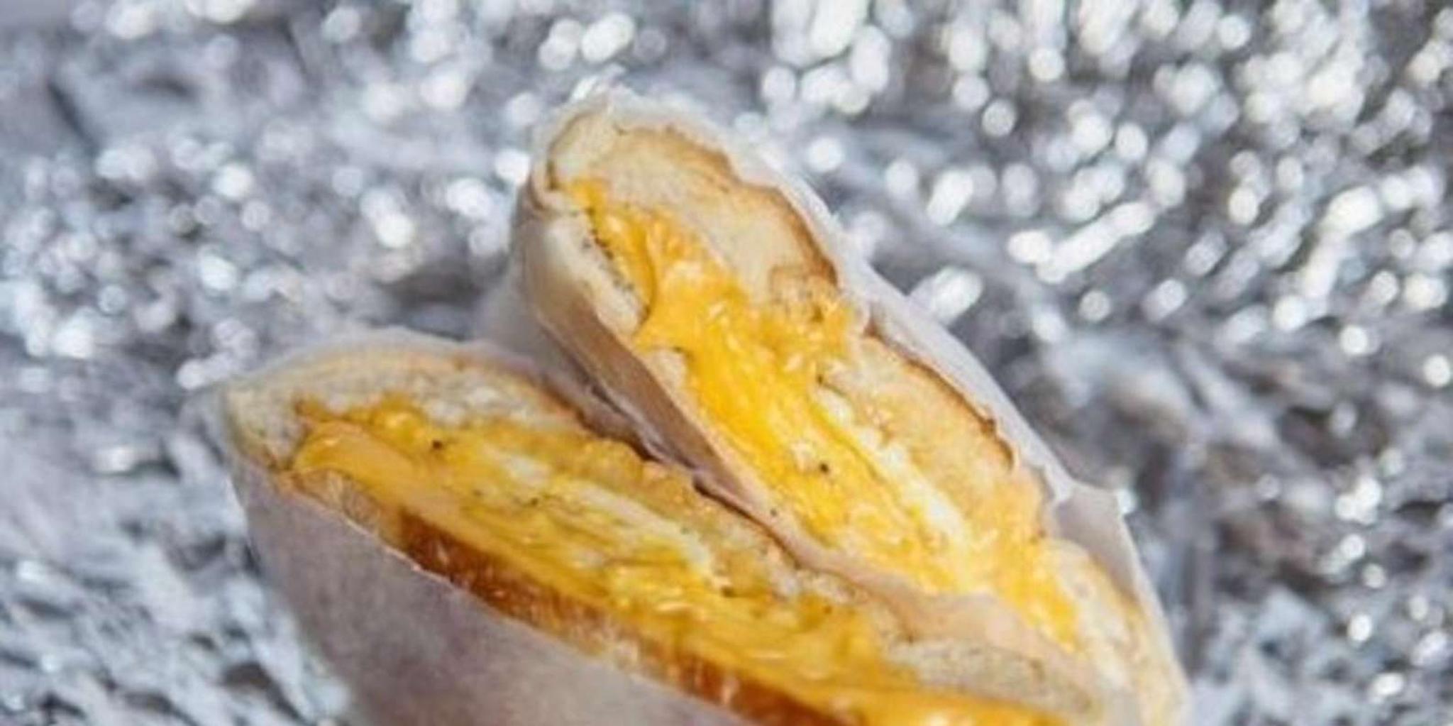 New York Street Food Tour with Local Guide - Image 5