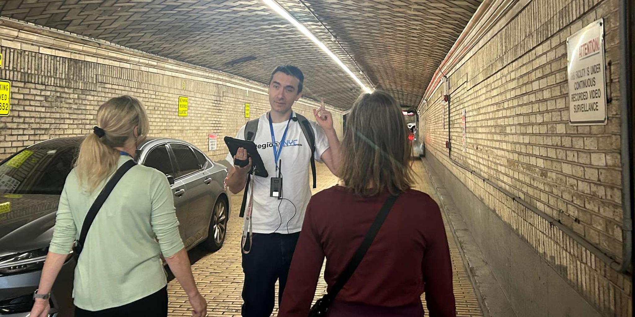 New York City Grand Central and Penn Station Tour - Image 6