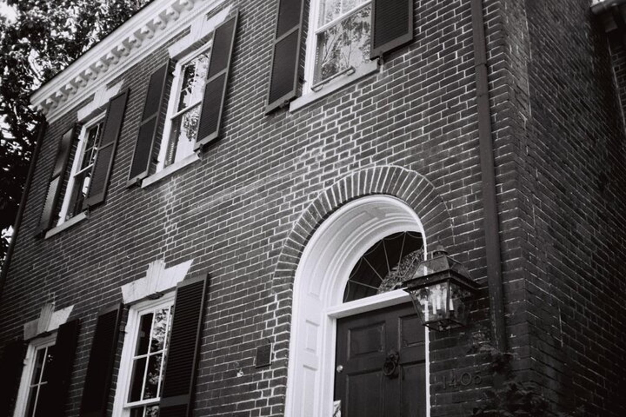 Georgetown Walking Tour of Socialites and Spies - Image 5