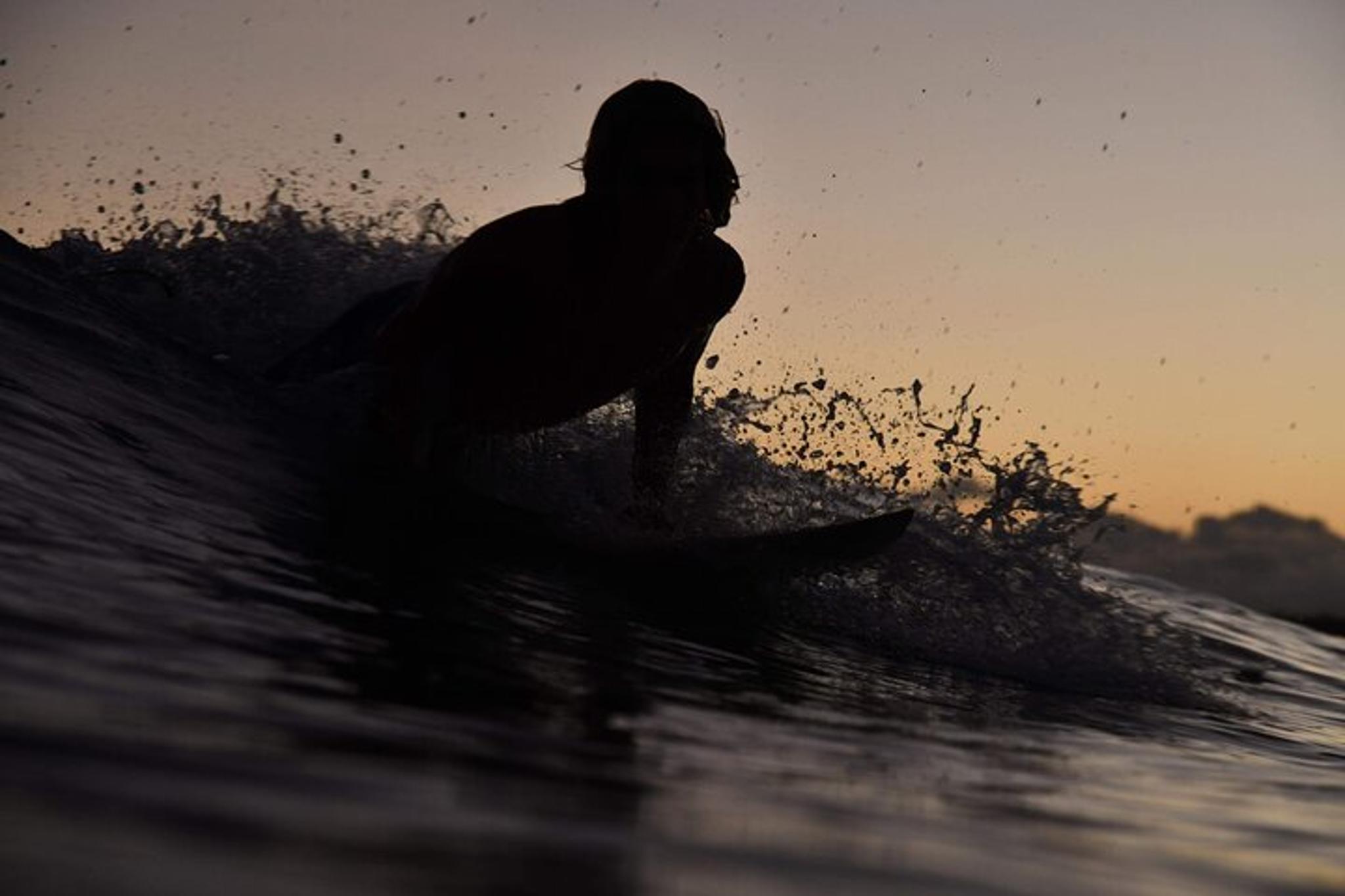 Huntington Beach Surf Lesson 75 min - Image 2